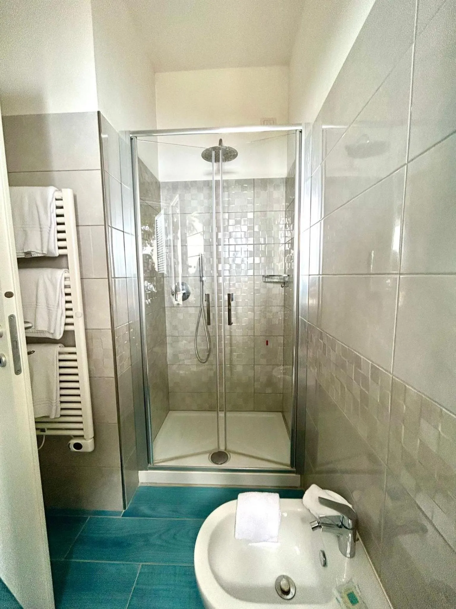 Shower in Hotel Sant'Andrea