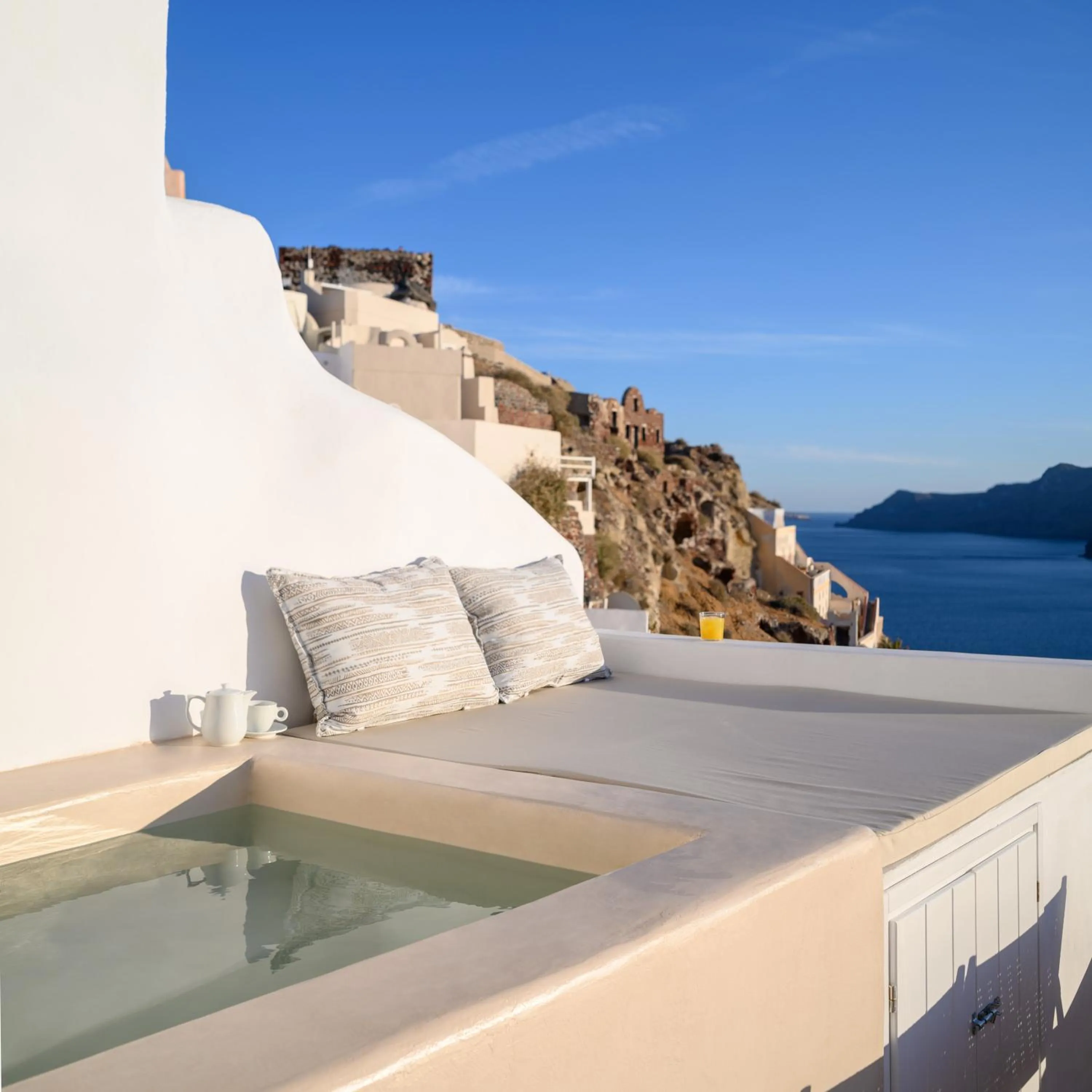 Hot Tub in Gaia Suites