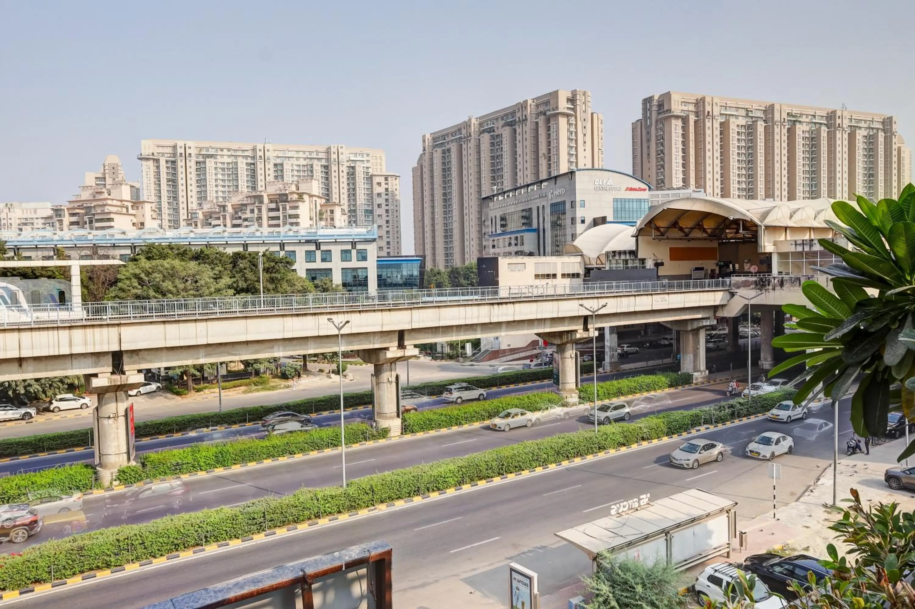 Property building in Hotel 91 Golf Course Road