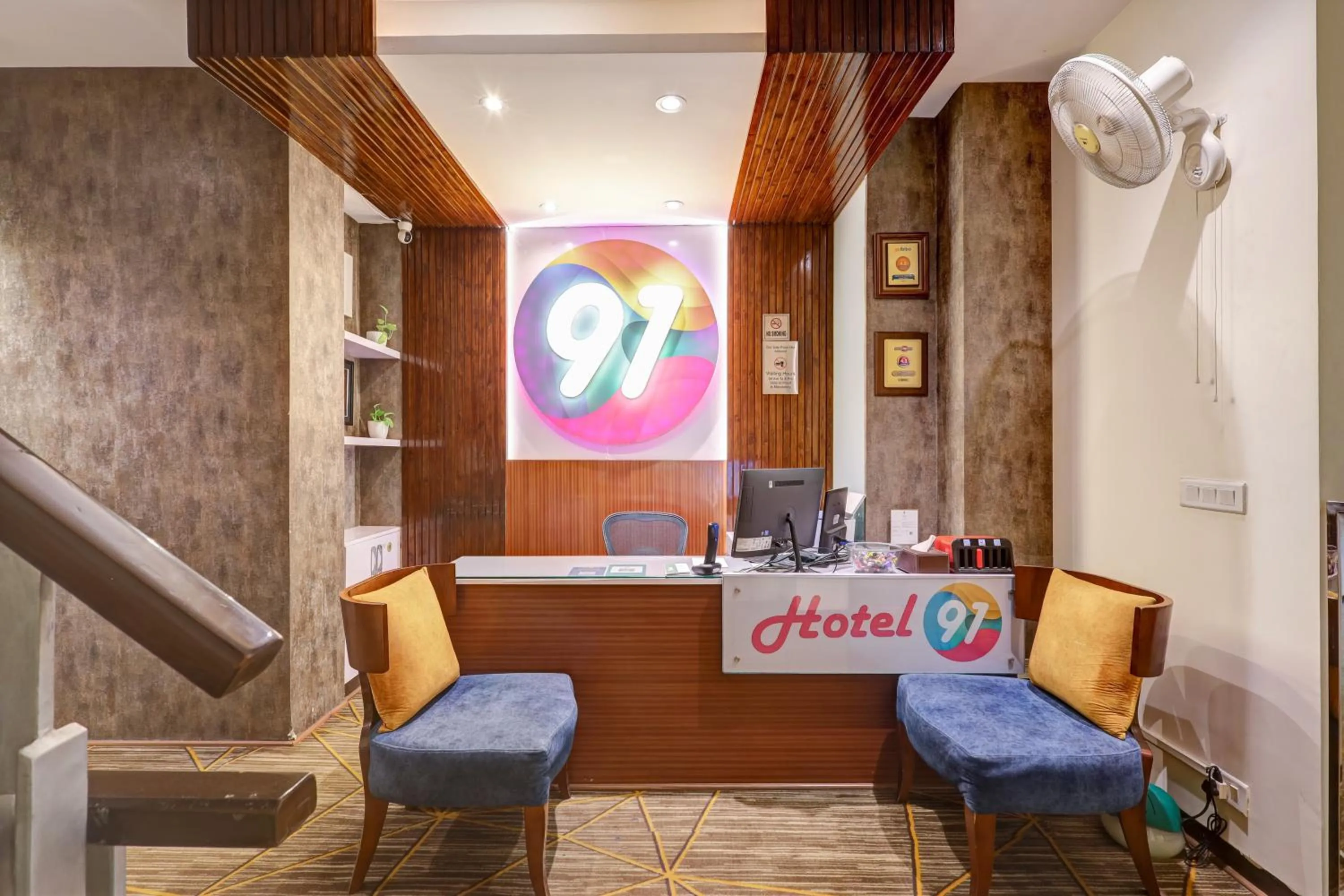 Property building in Hotel 91 Golf Course Road