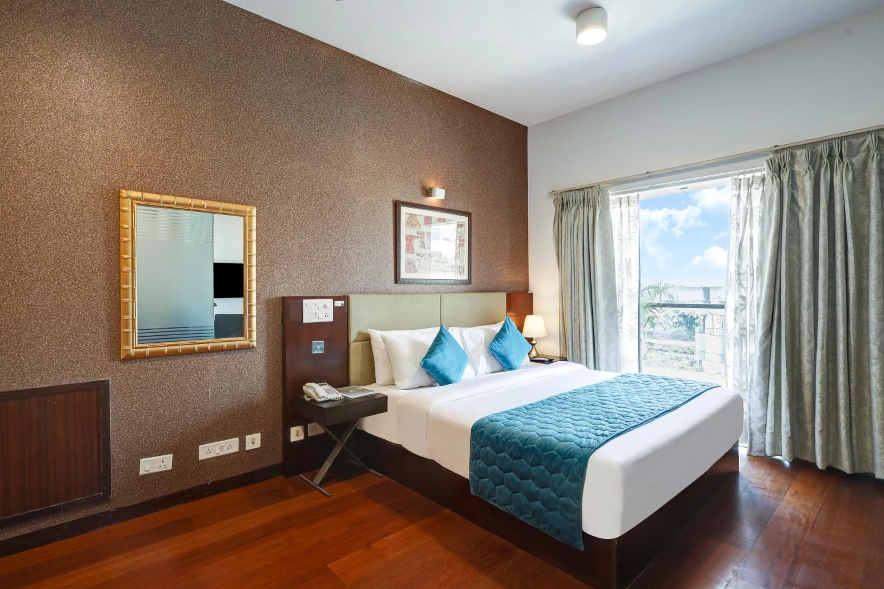 Bed in Hotel 91 Golf Course Road