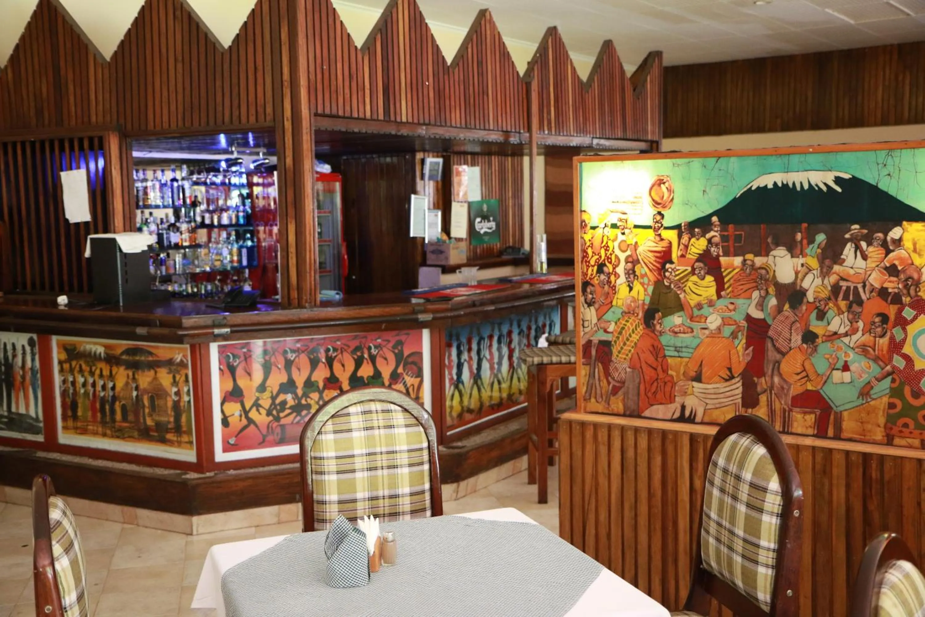 Restaurant/places to eat in Equator Hotel