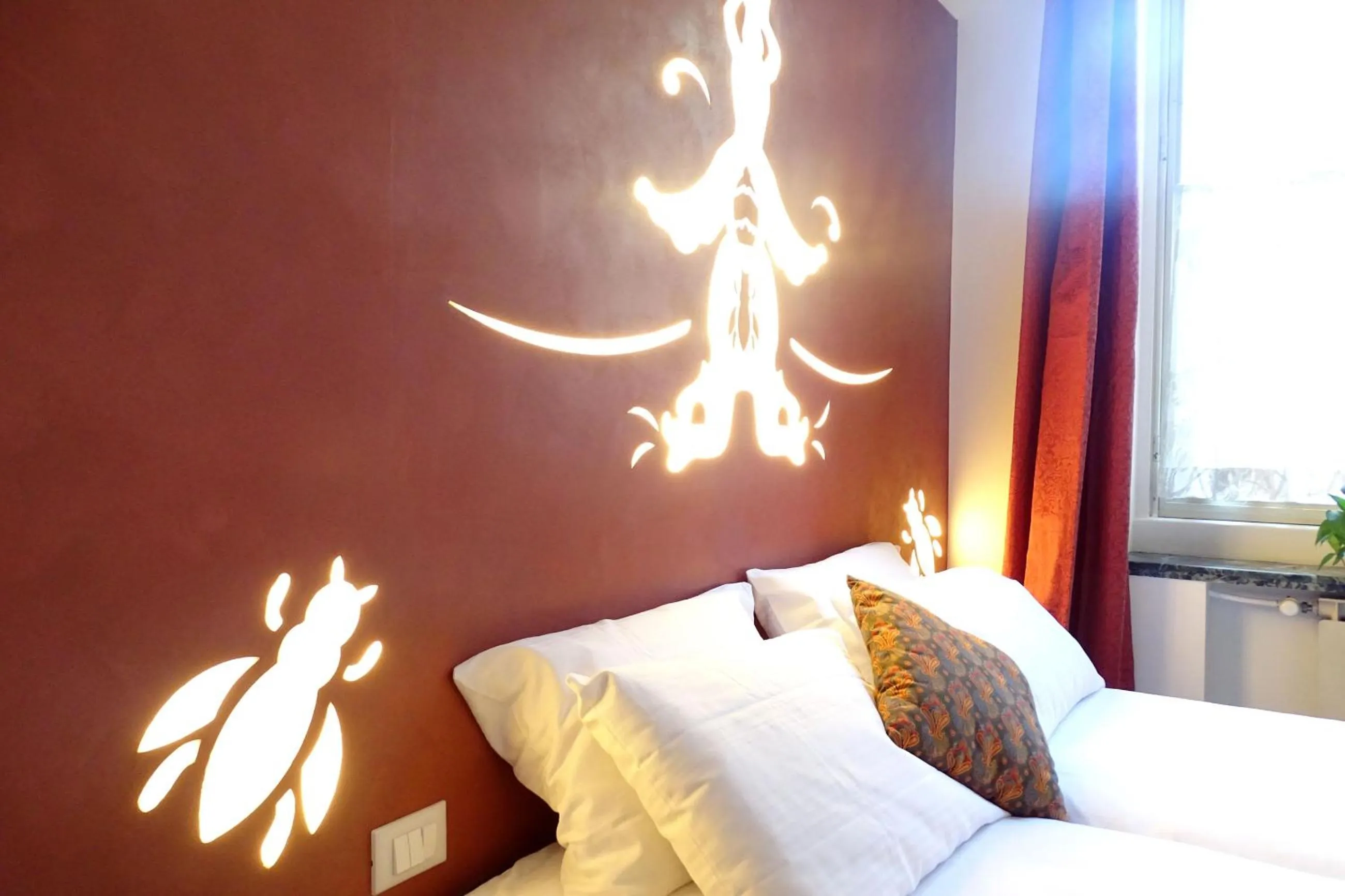 Photo of the whole room, Bed in A Star Inn