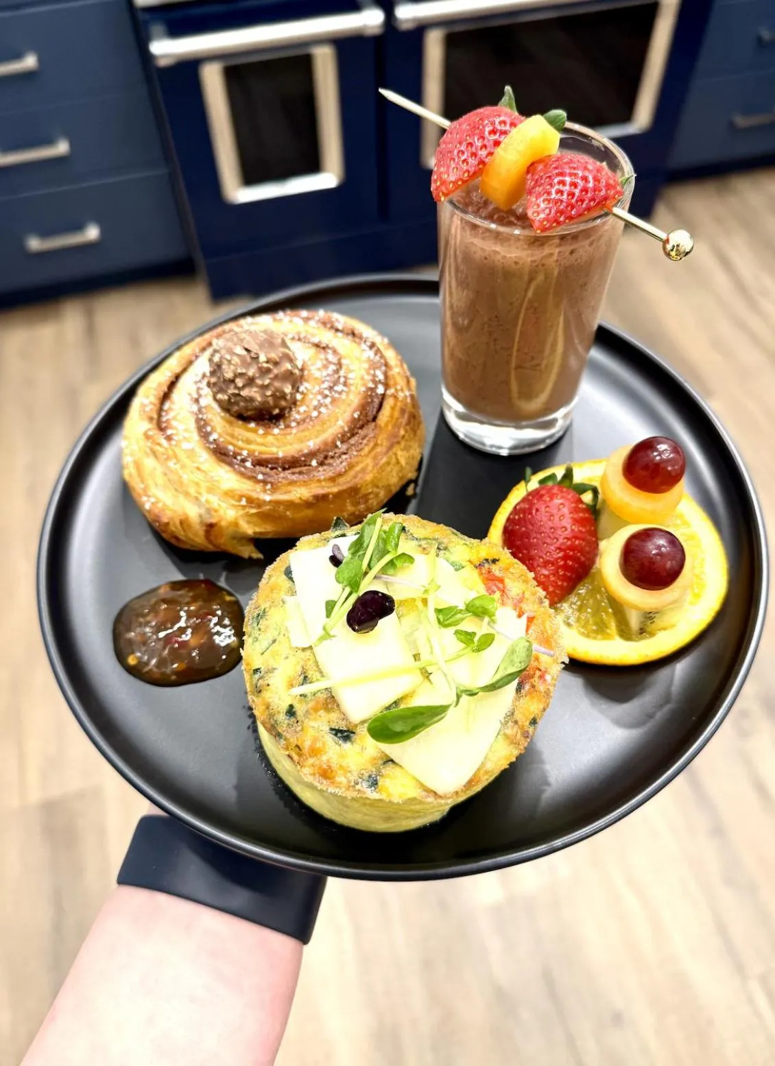 Breakfast in The Century House Bed and Breakfast Ottawa