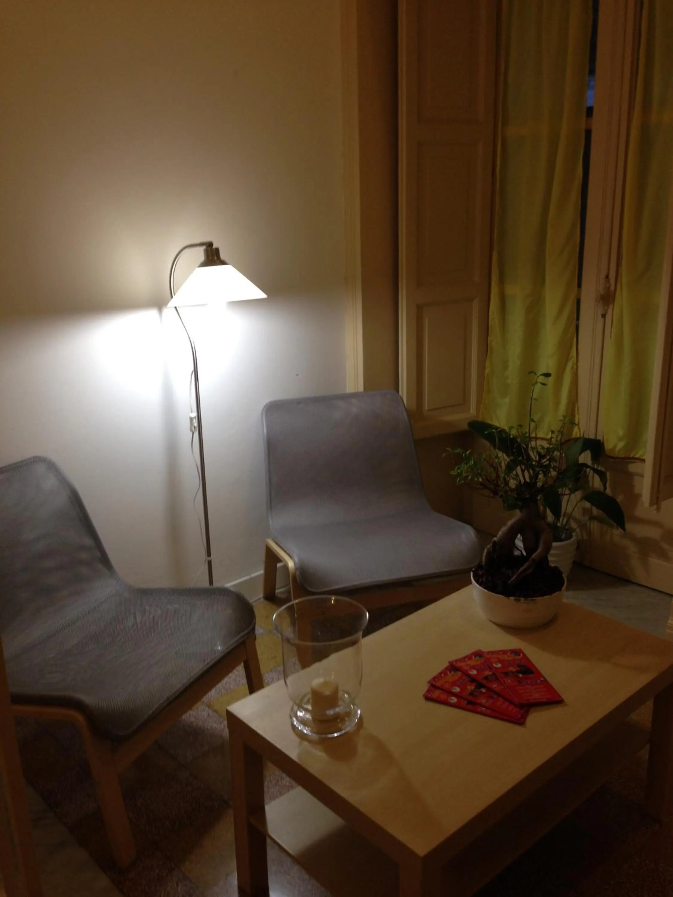 Communal lounge/ TV room in B&B Giulio Cesare 24