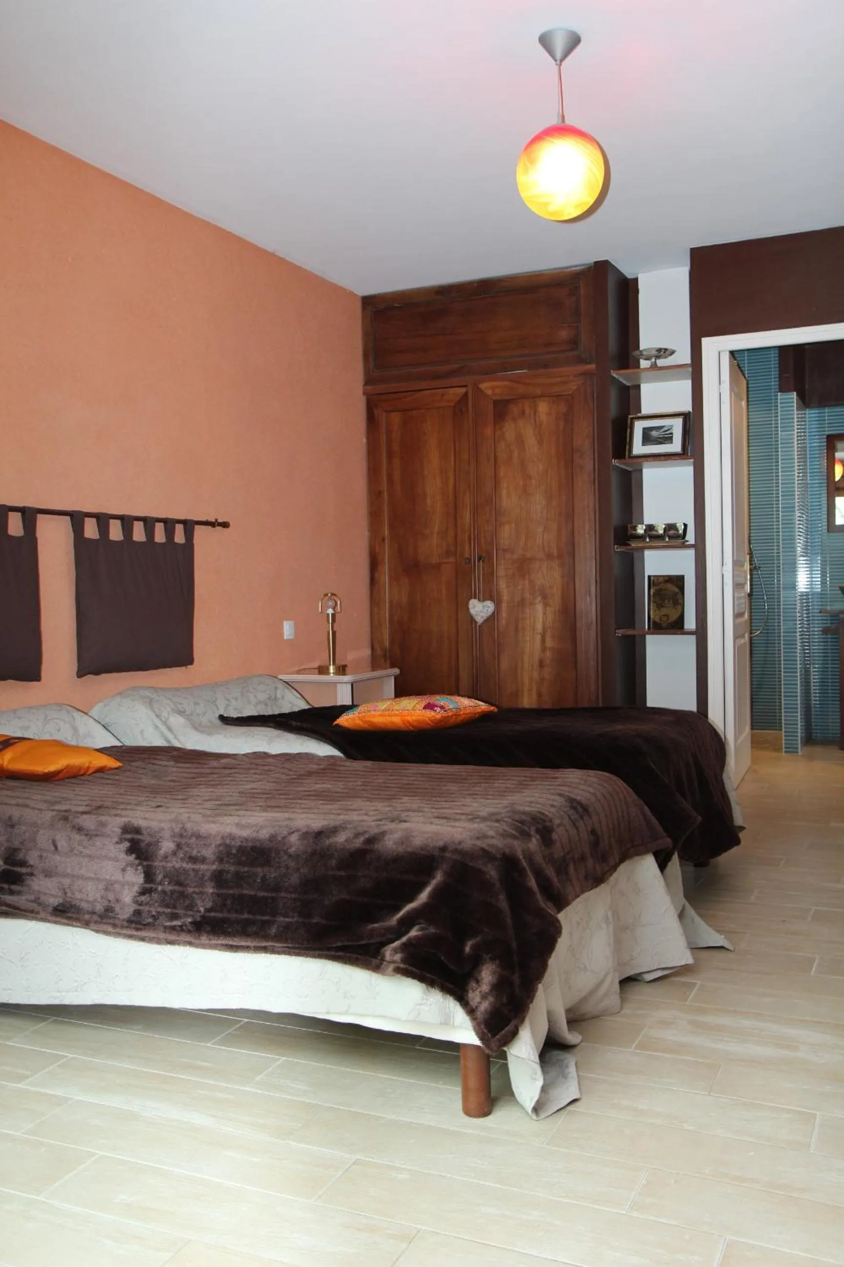 Photo of the whole room, Bed in La Maison Des Landes