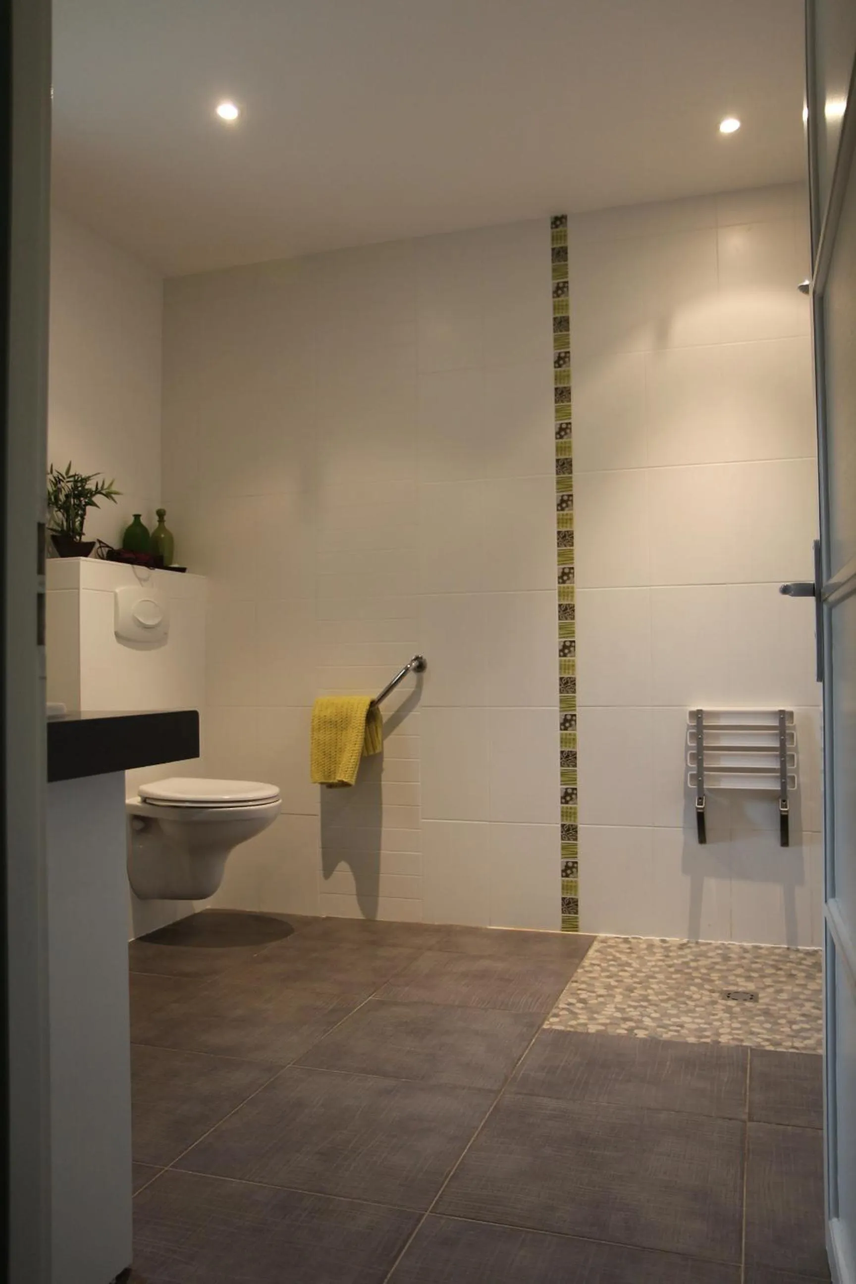 Shower in La Maison Des Landes