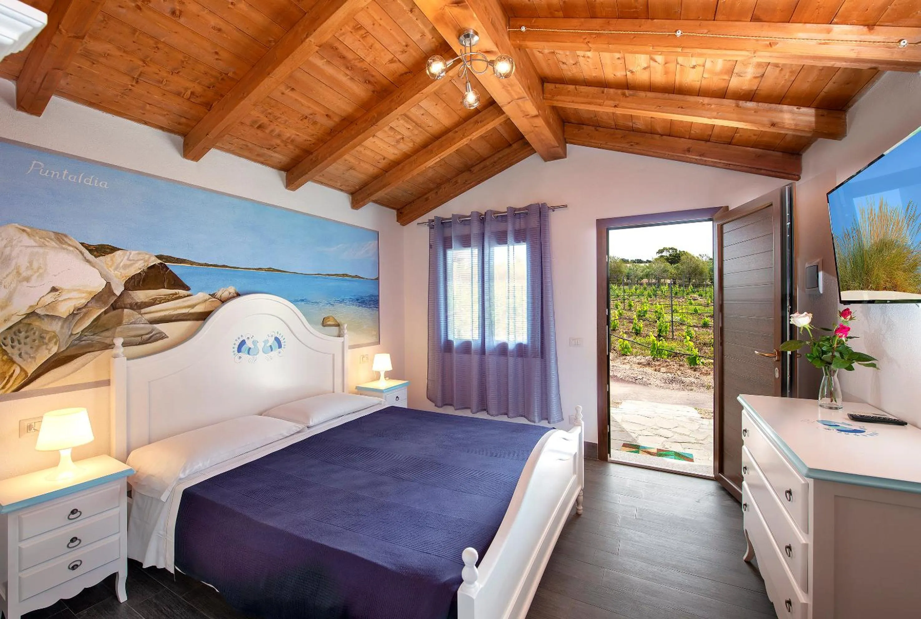 Bedroom, Bed in Hotel Rurale Orti di Nora & SPA