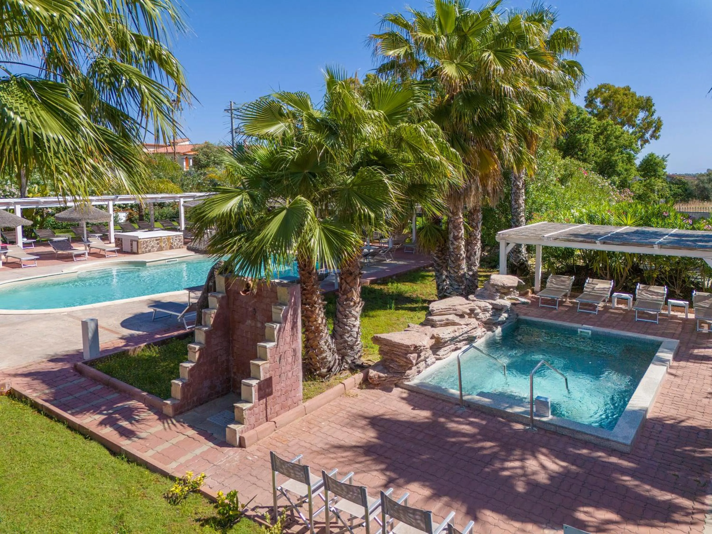 Swimming pool in Hotel Rurale Orti di Nora & SPA