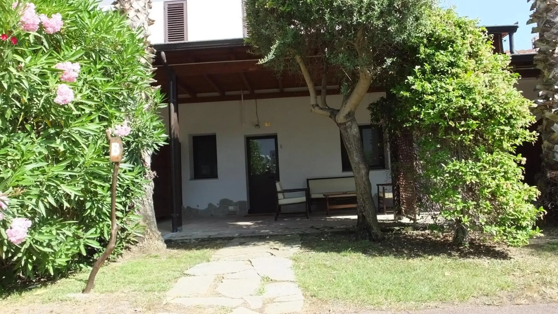 Patio in Hotel Rurale Orti di Nora & SPA