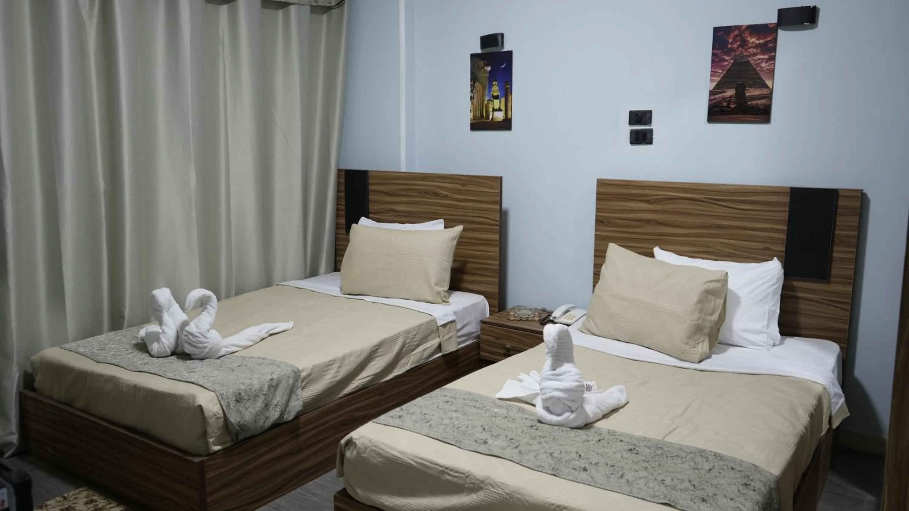 Bed in Good Season Hotel