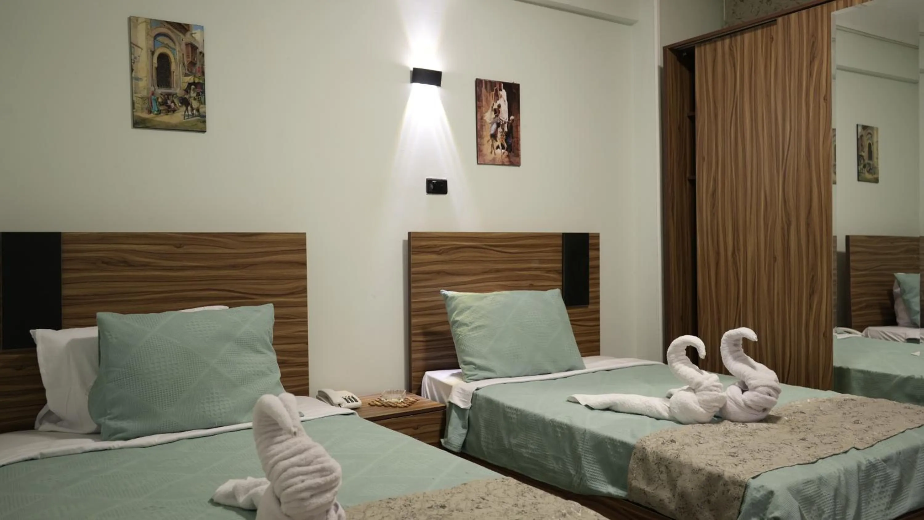 Bed in Good Season Hotel