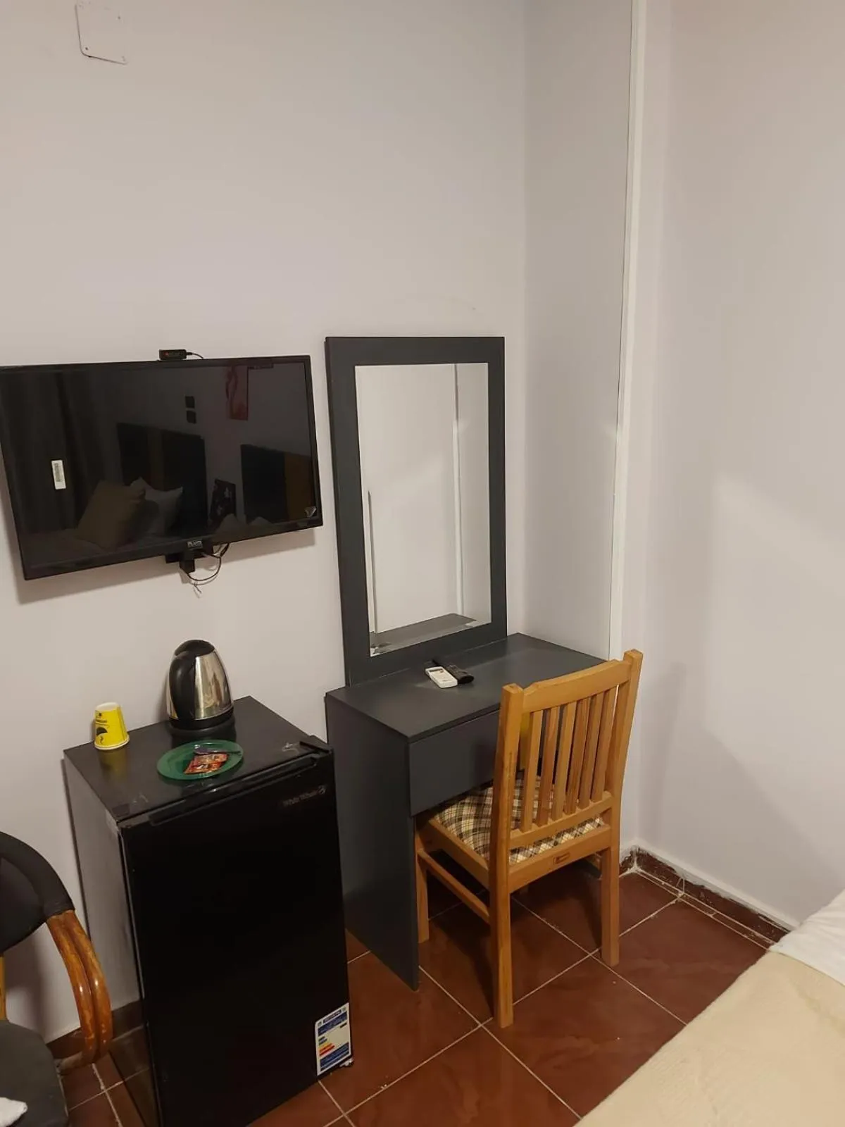 Library in Good Season Hotel