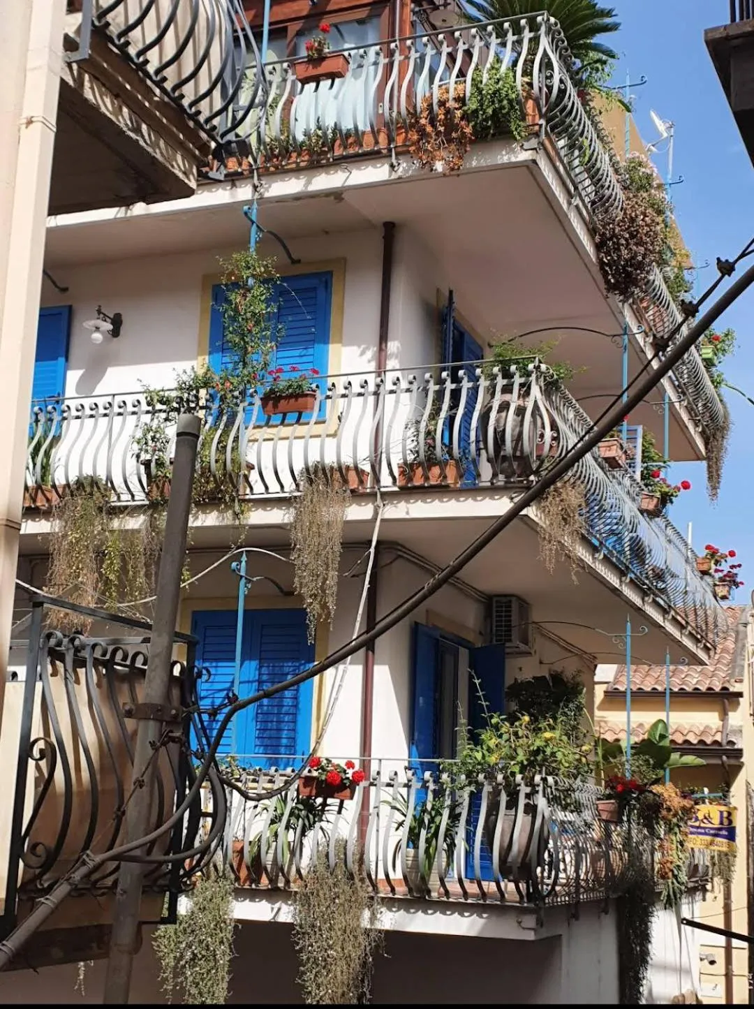 Property building in Donna Carmela - Da Rosa