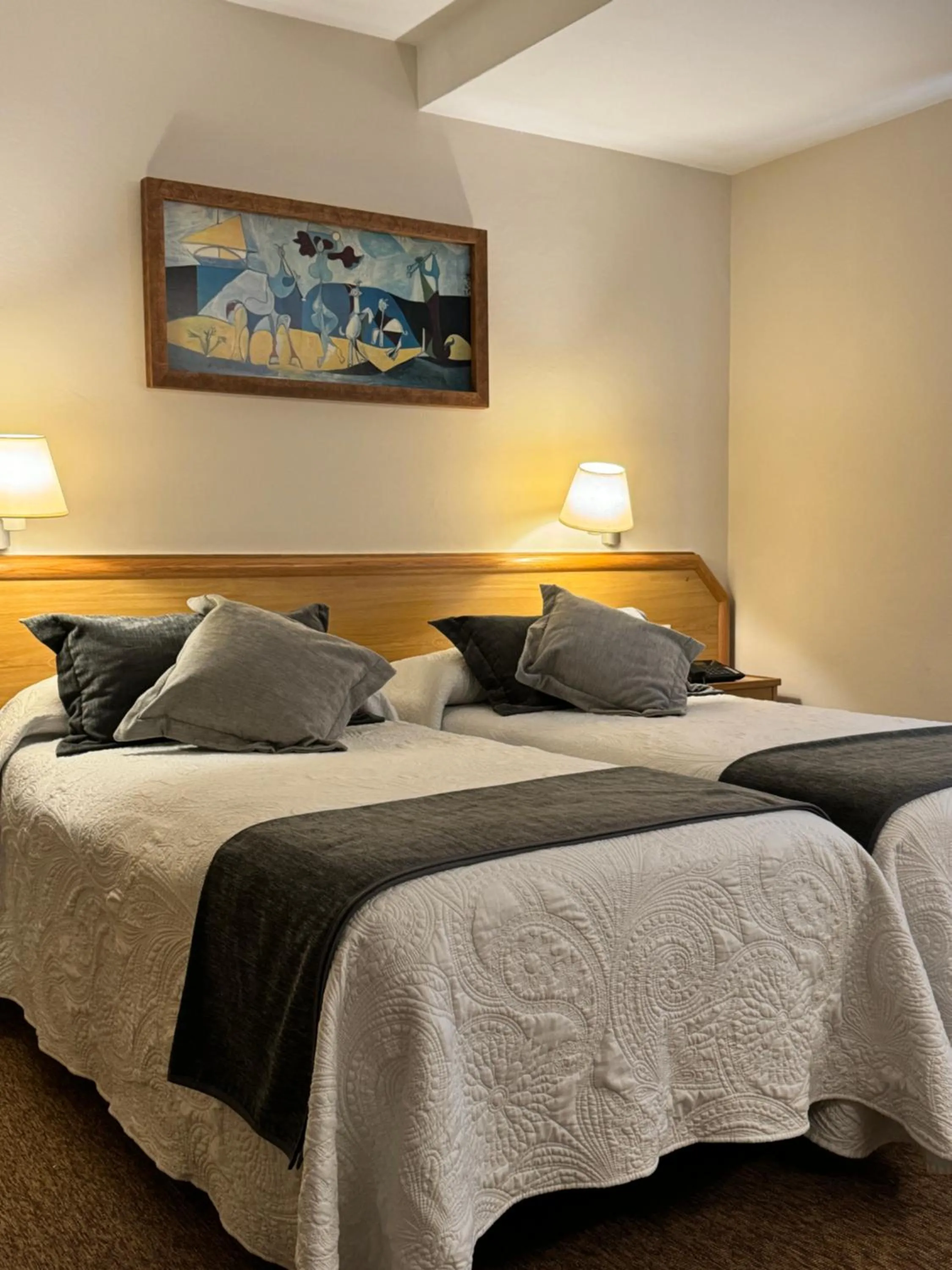 Bed in Nest Style Santiago