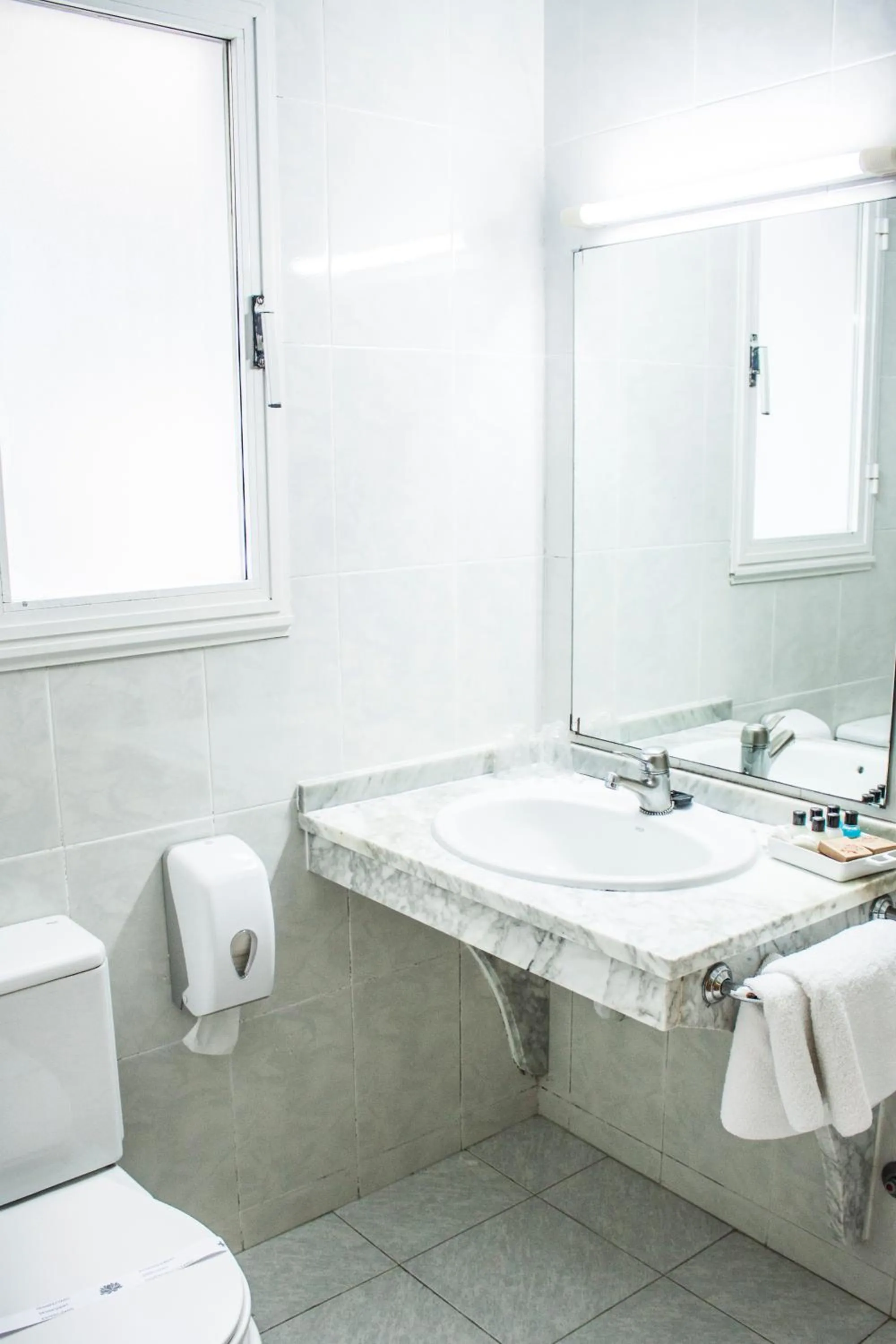 Other in Nest Style Santiago