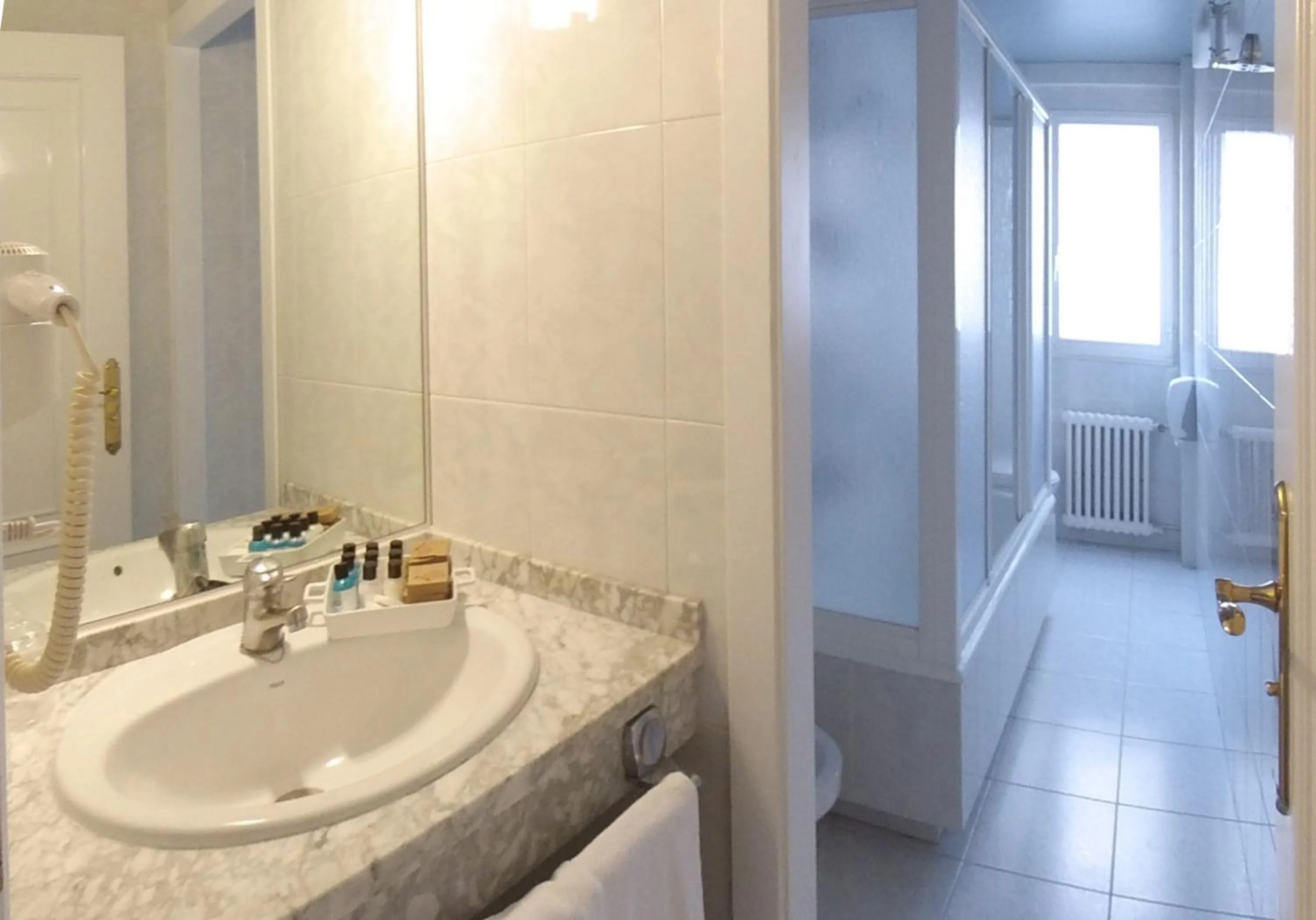 Bathroom in Nest Style Santiago