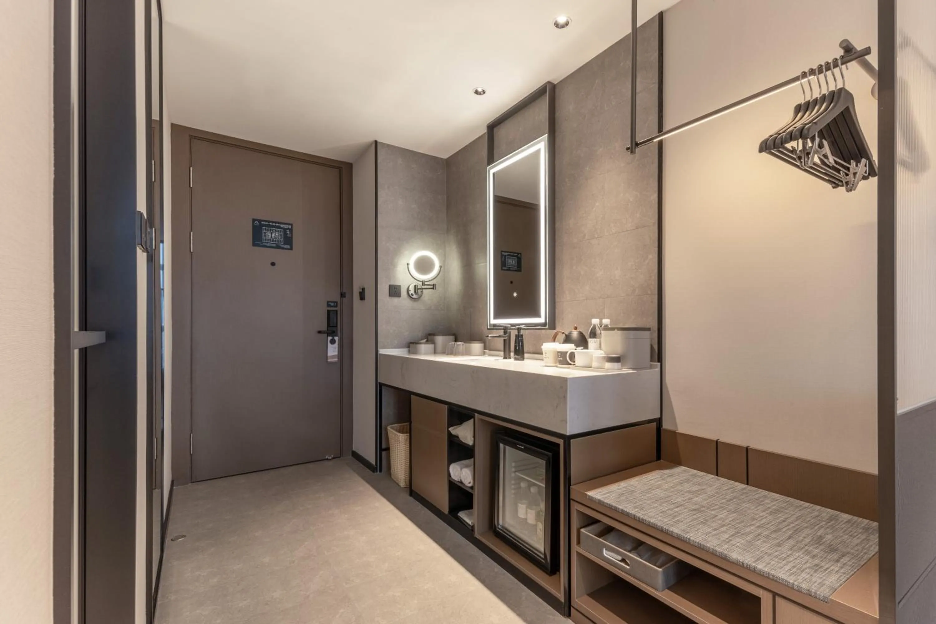 Atour Hotel Wuhan Yellow Crane Tower Shouyi Plaza