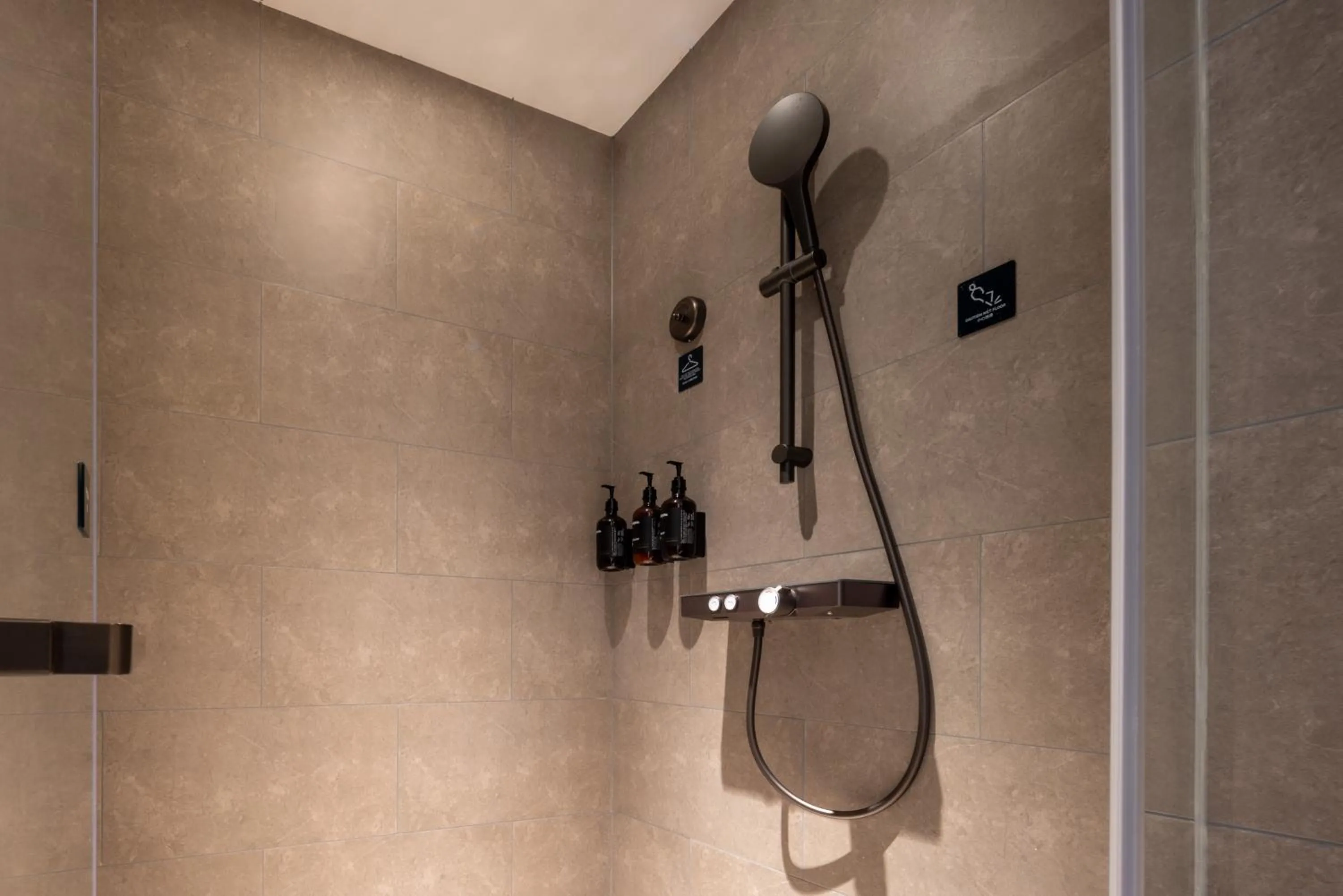 Atour Hotel Wuhan Yellow Crane Tower Shouyi Plaza