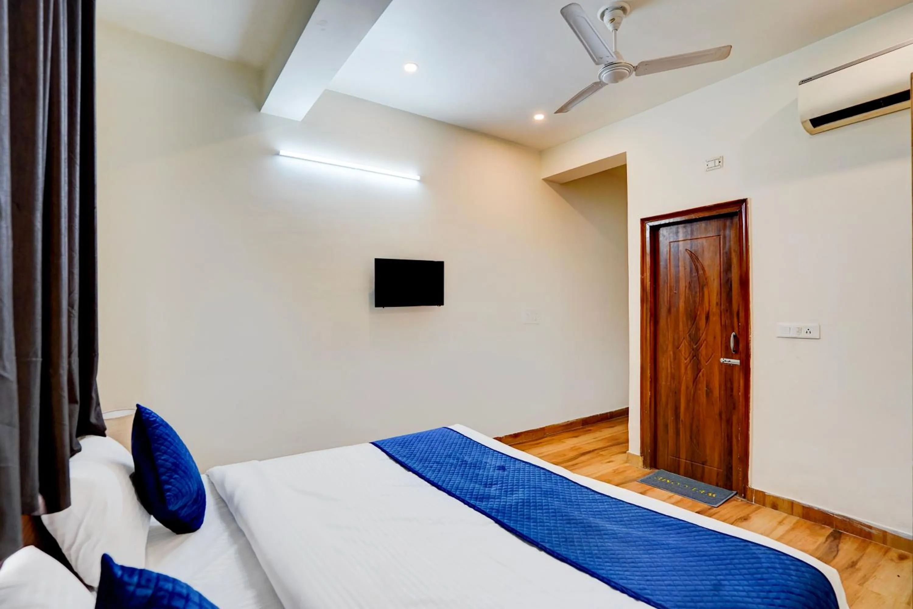 Bed in Axel Accommodation