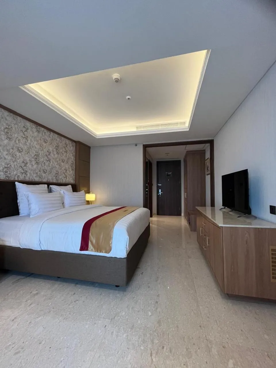 Bedroom, Bed in Grand Travello Hotel Bekasi
