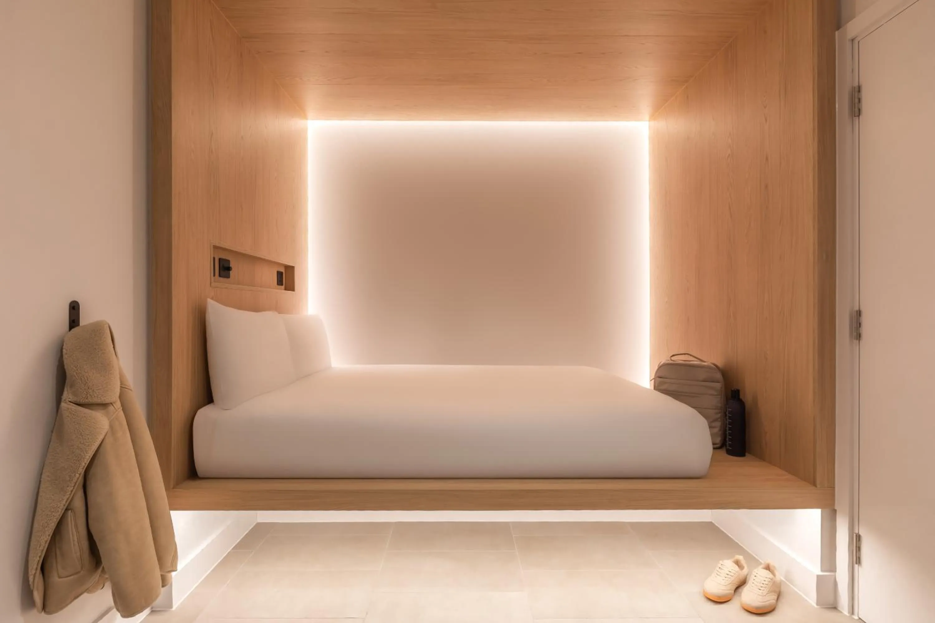 Bedroom, Bed in Zedwell Hotel Knightsbridge