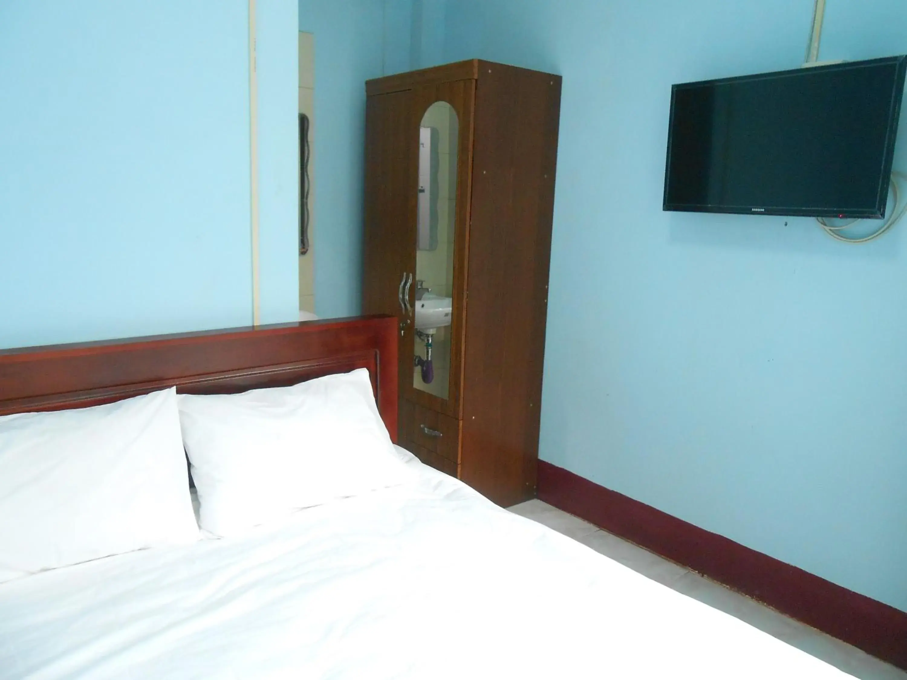 Standard Double Room in Lucky Backpacker Hostel Standard Double Room in Lucky Backpacker Hostel