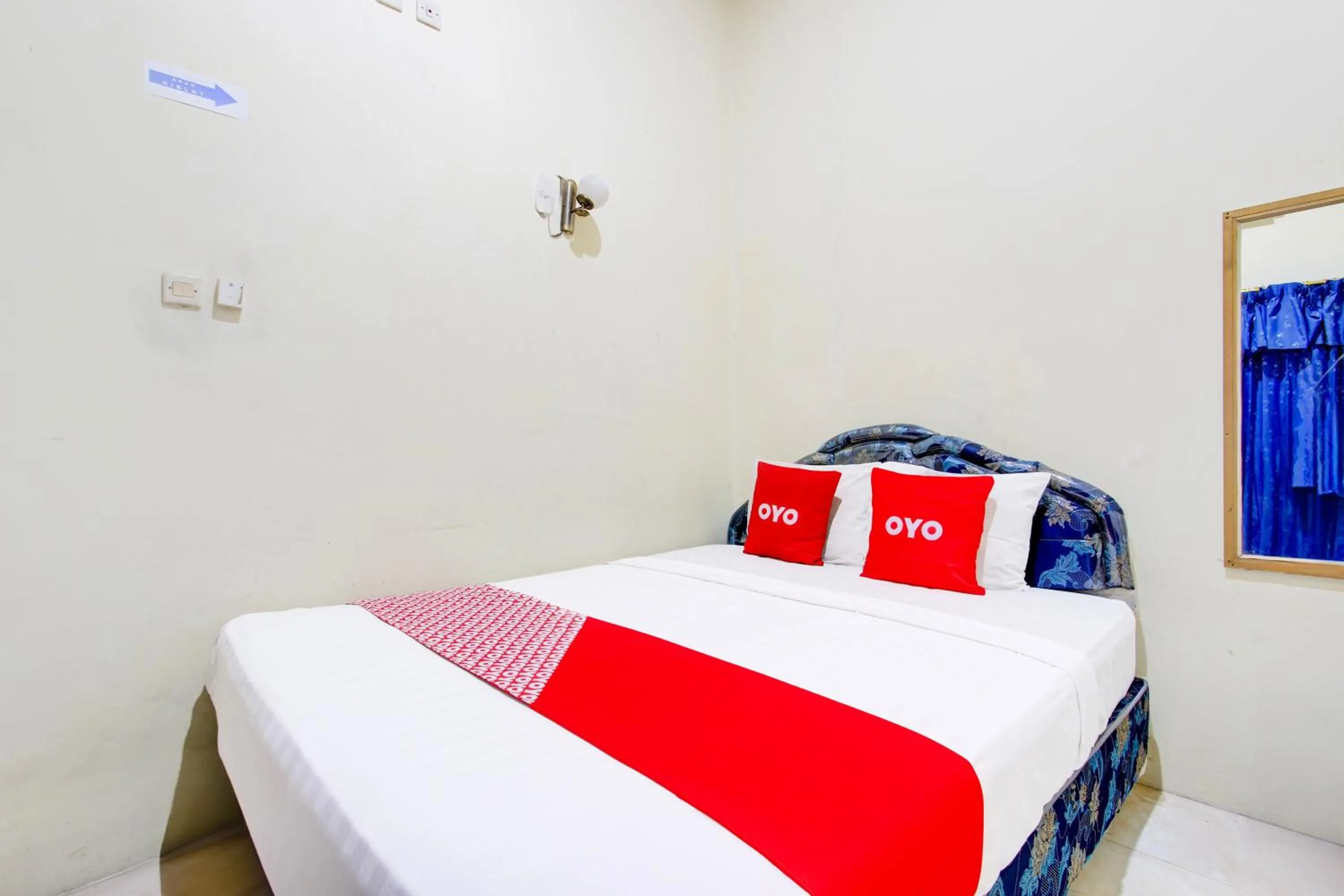 Bedroom, Bed in Hotel O Jalan Malioboro Near Stasiun Tugu Yogyakarta Formerly Hotel Baru