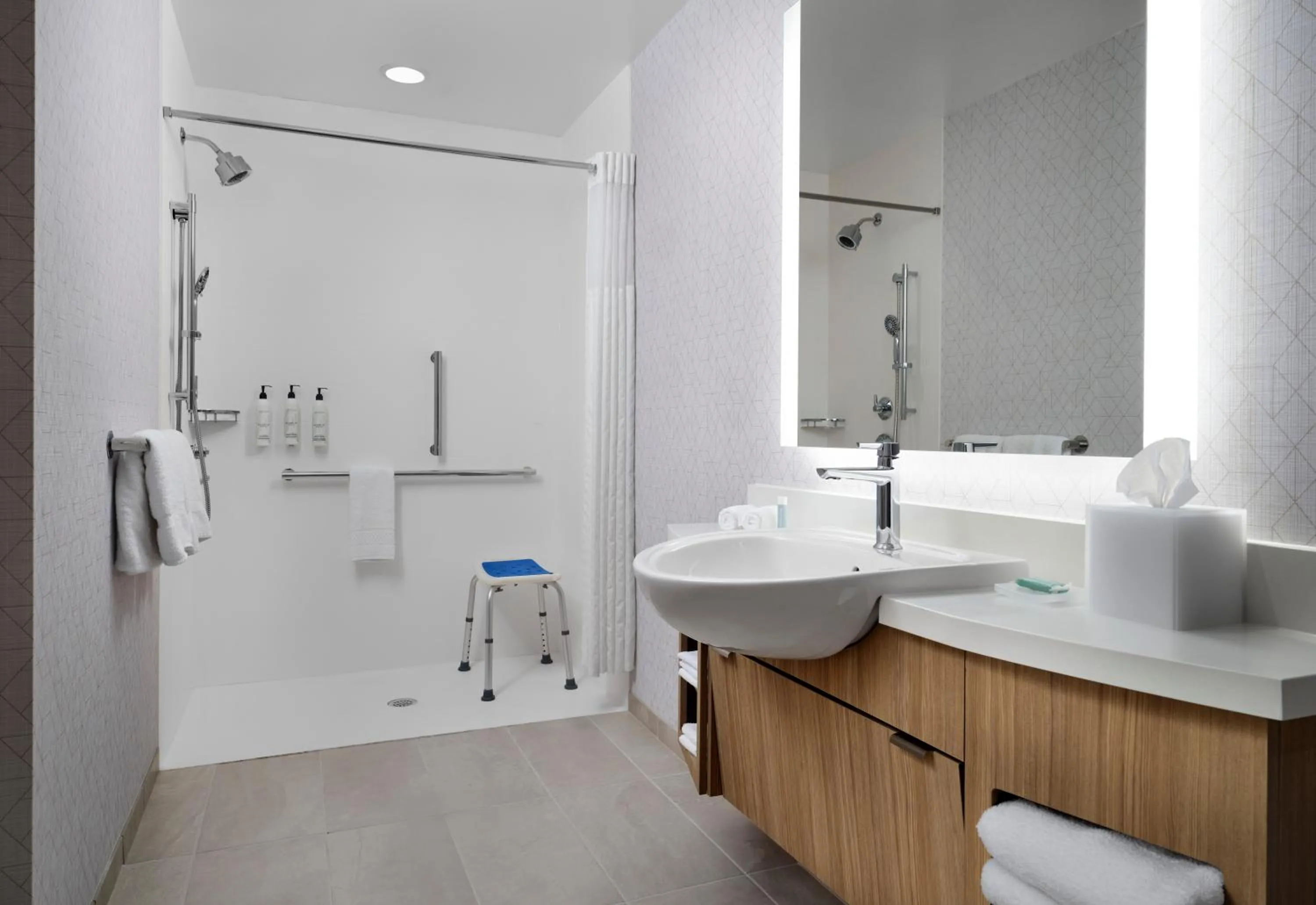 Bathroom in SpringHill Suites by Marriot Troy Dayton