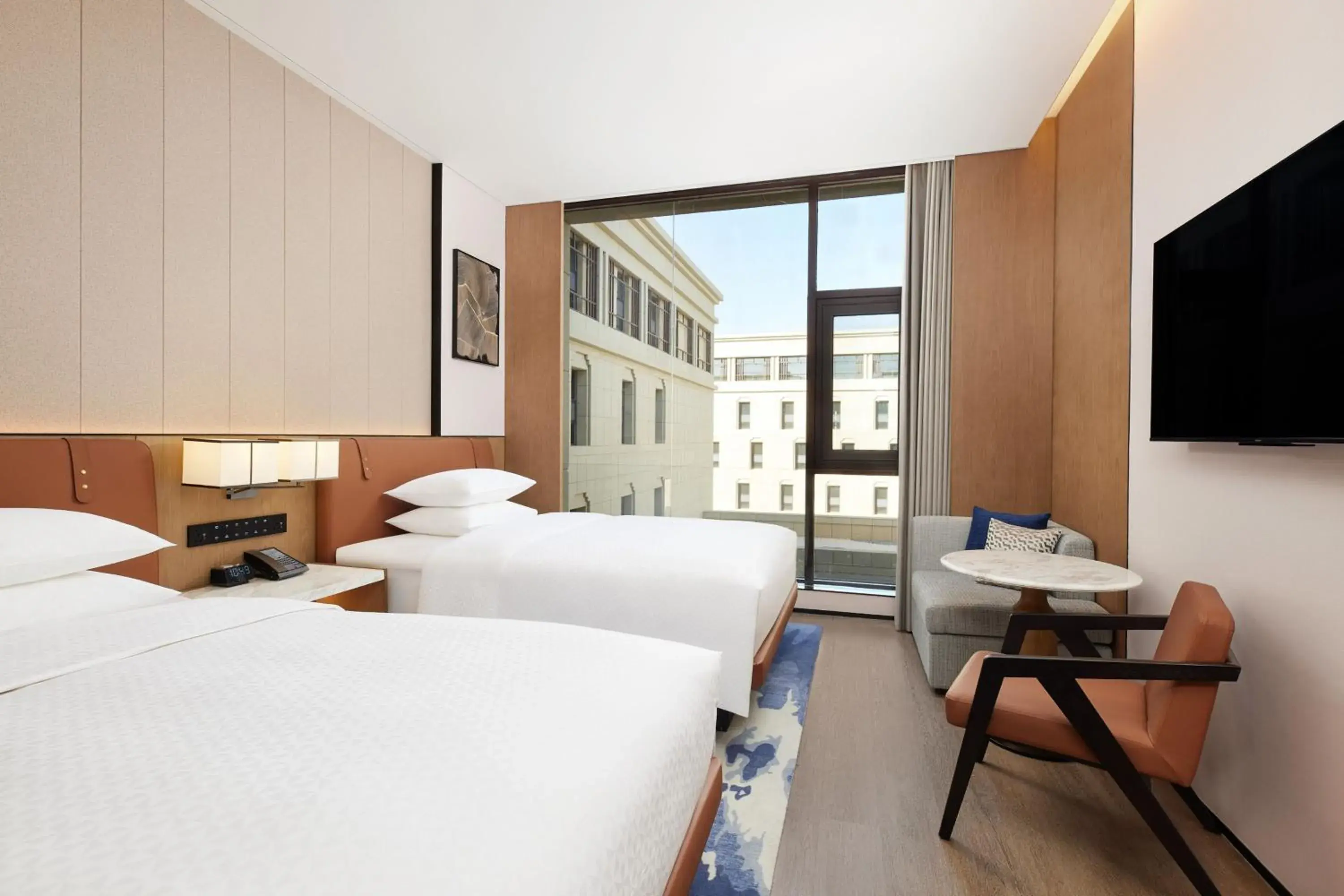 Preferred Double Room with Atrium view in Four Points by Sheraton Dunhuang Preferred Double Room with Atrium view in Four Points by Sheraton Dunhuang
