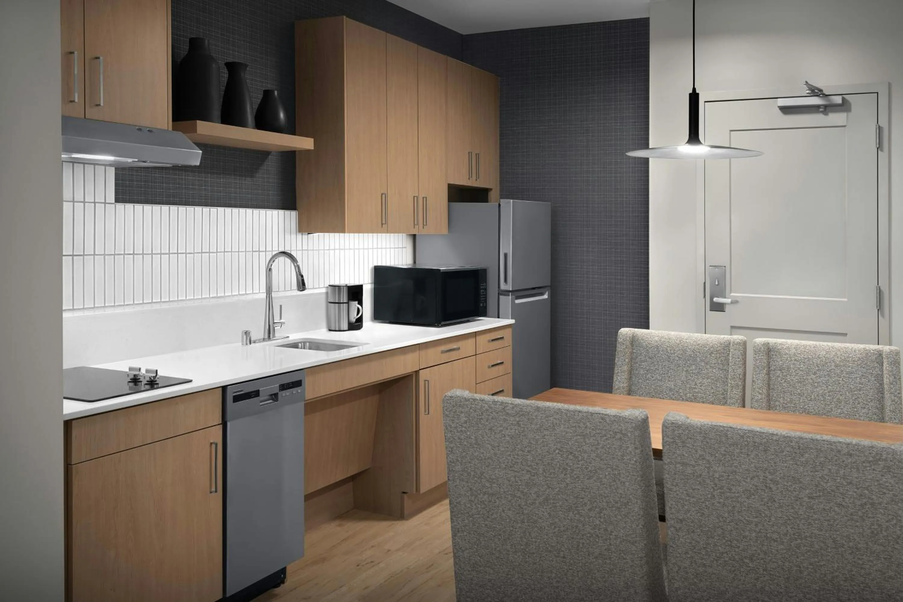Kitchen or kitchenette in Residence Inn by Marriott Seattle Northgate Station