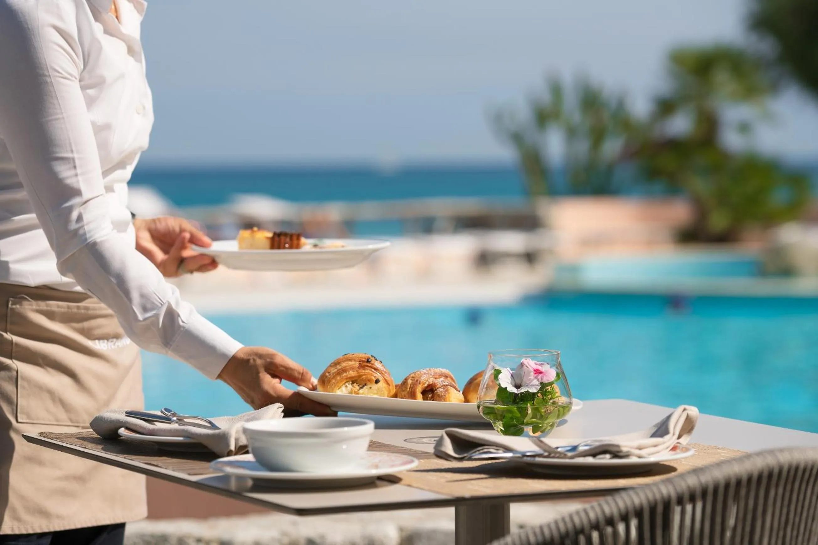 Breakfast in Hotel Villaggio Cala Di Volpe