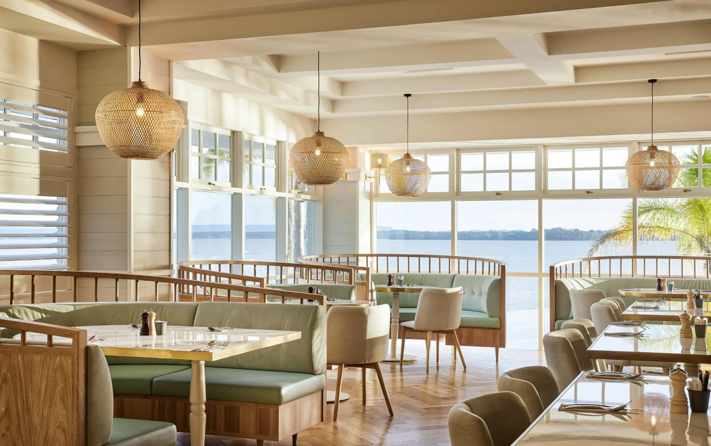 Restaurant/places to eat in The Beachcomber Hotel & Resort, an Ascend Collection Resort