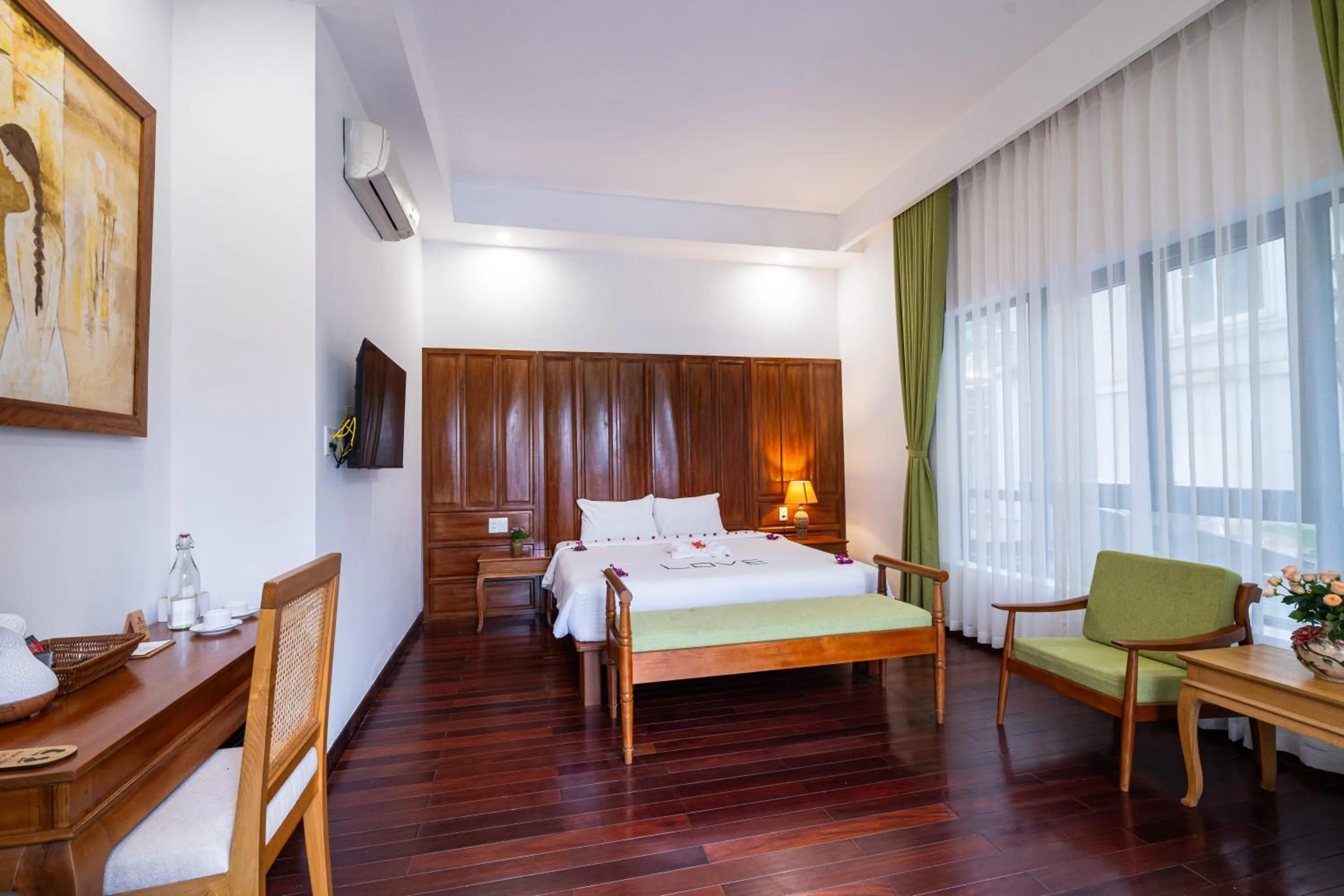 Bed in Palm Riverside Boutique