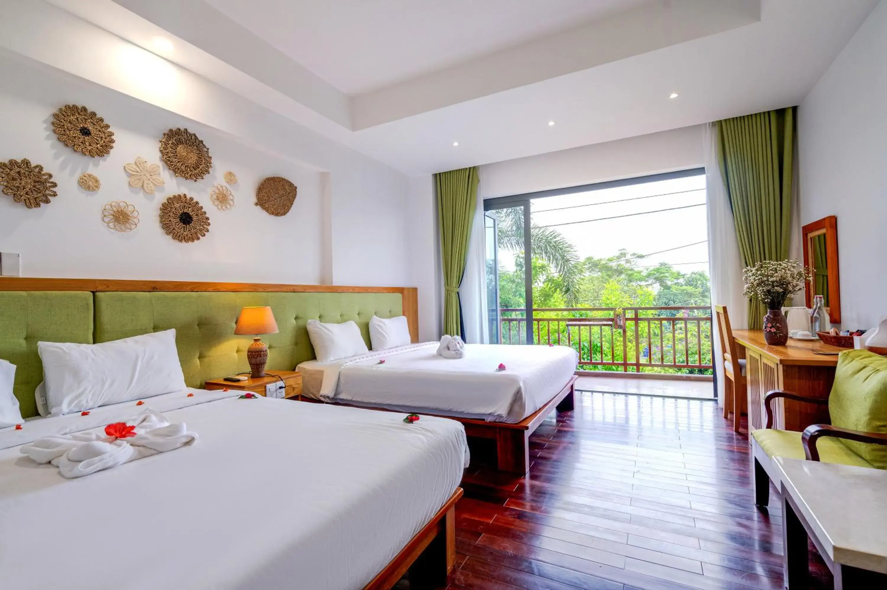 Quadruple Room with Mountain View - single occupancy in Palm Riverside Boutique Quadruple Room with Mountain View - single occupancy in Palm Riverside Boutique