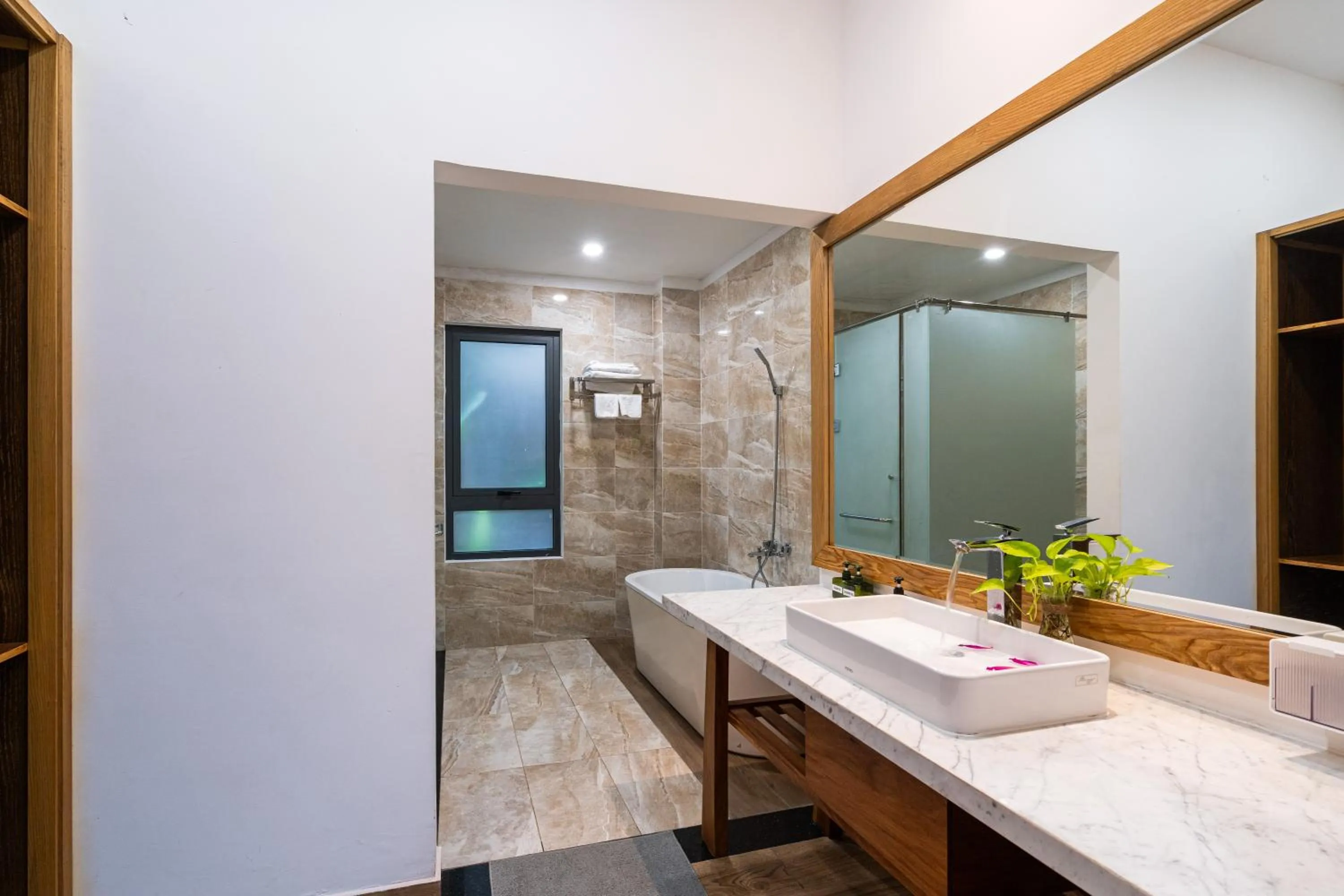 Shower in Palm Riverside Boutique