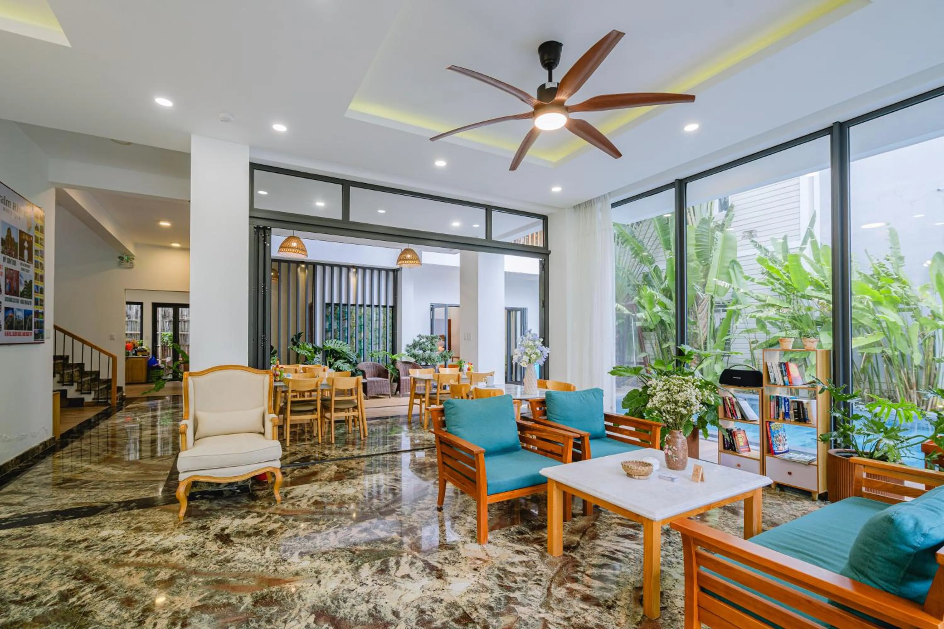 Living room in Palm Riverside Boutique