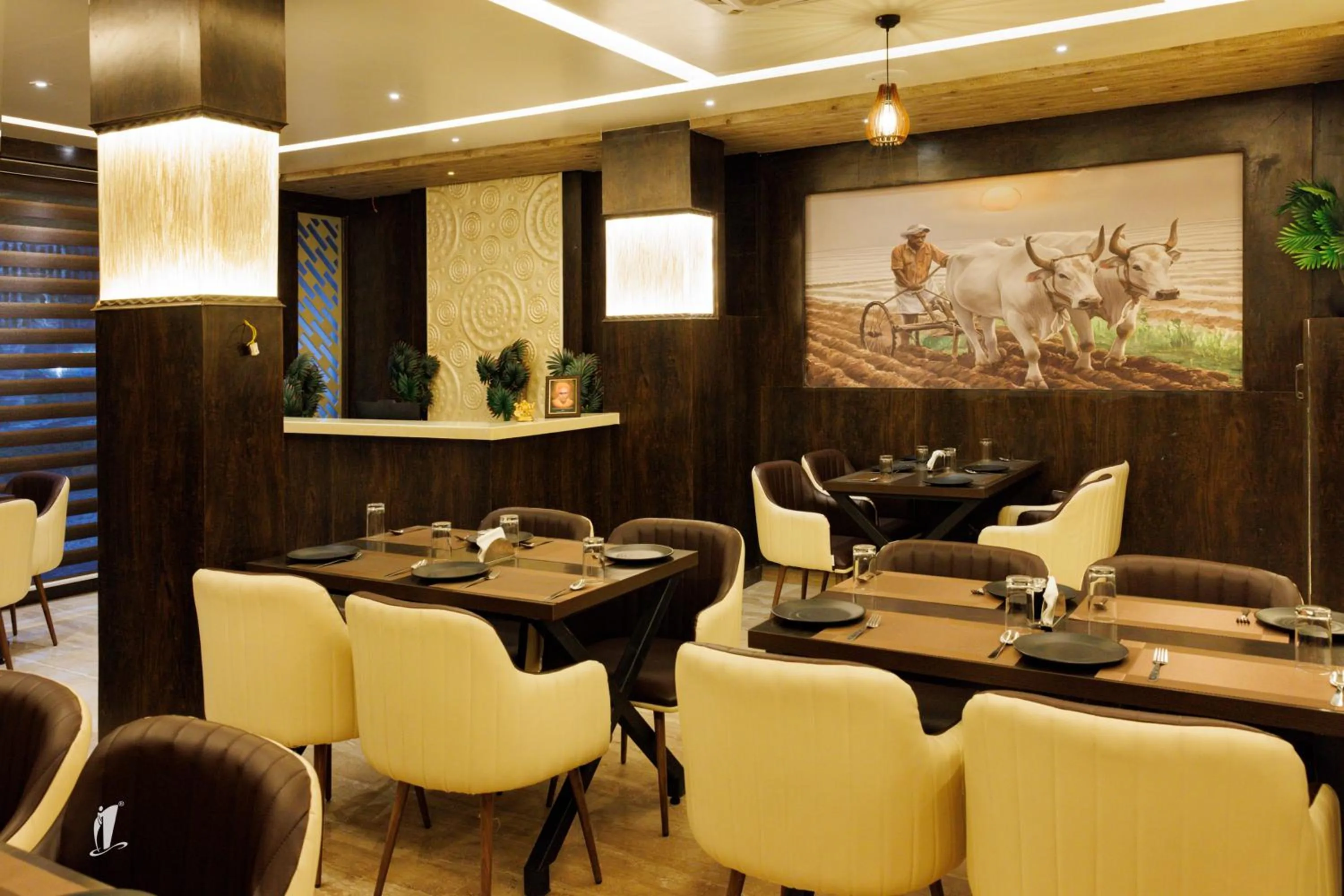 Restaurant/places to eat in Srigandha Residency