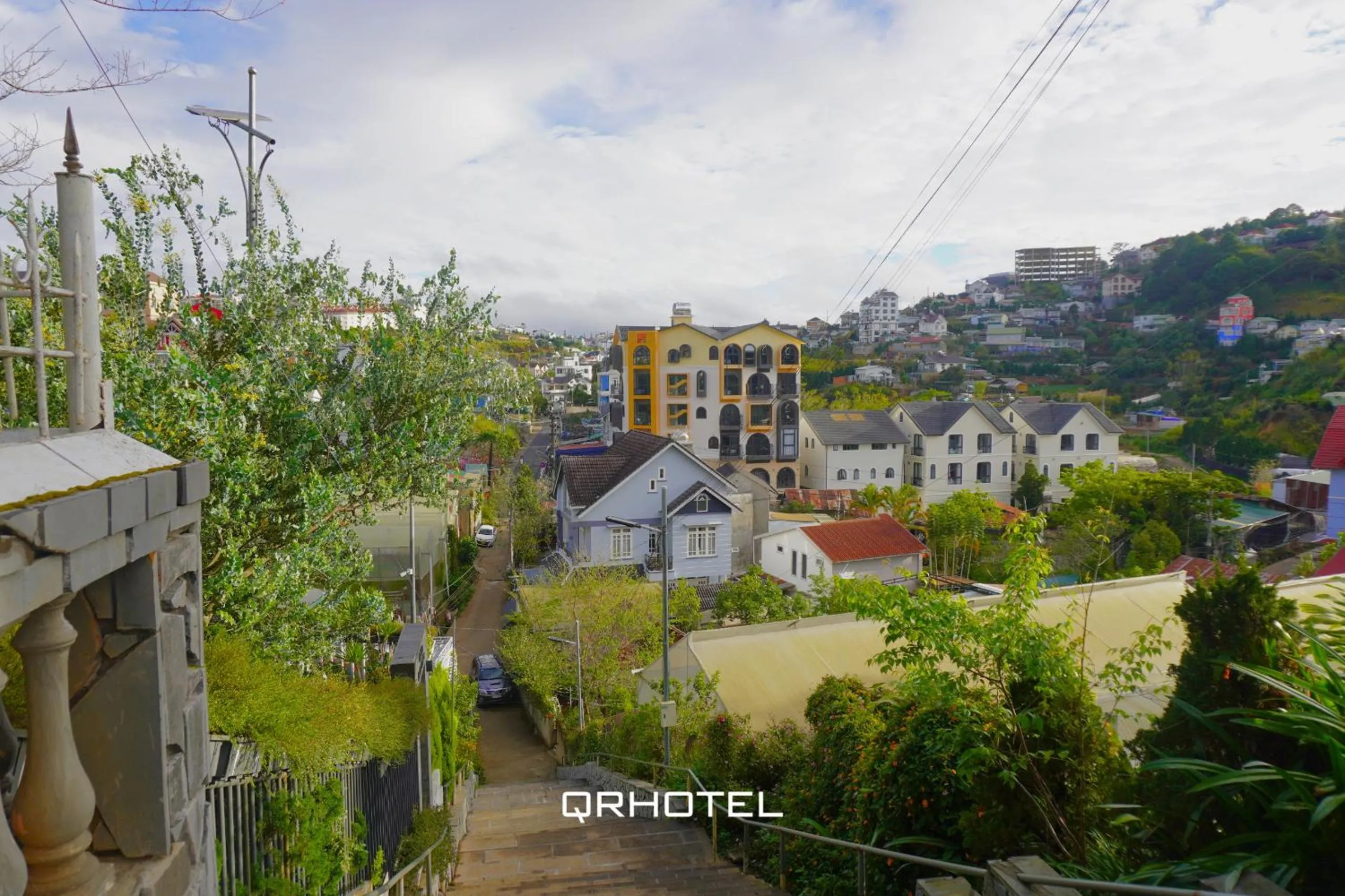 QR Hotel Dalat