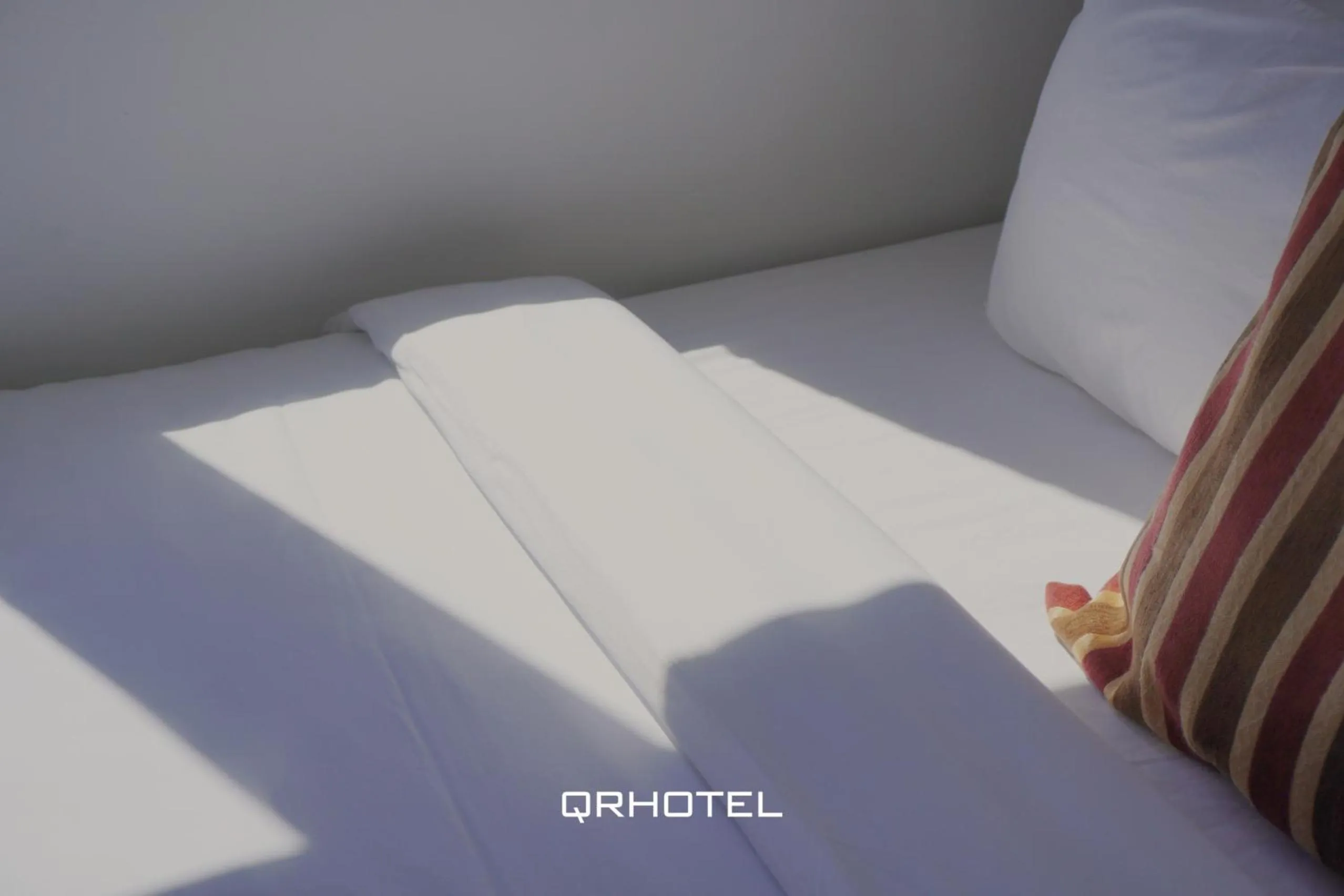 Bed in QR Hotel Dalat