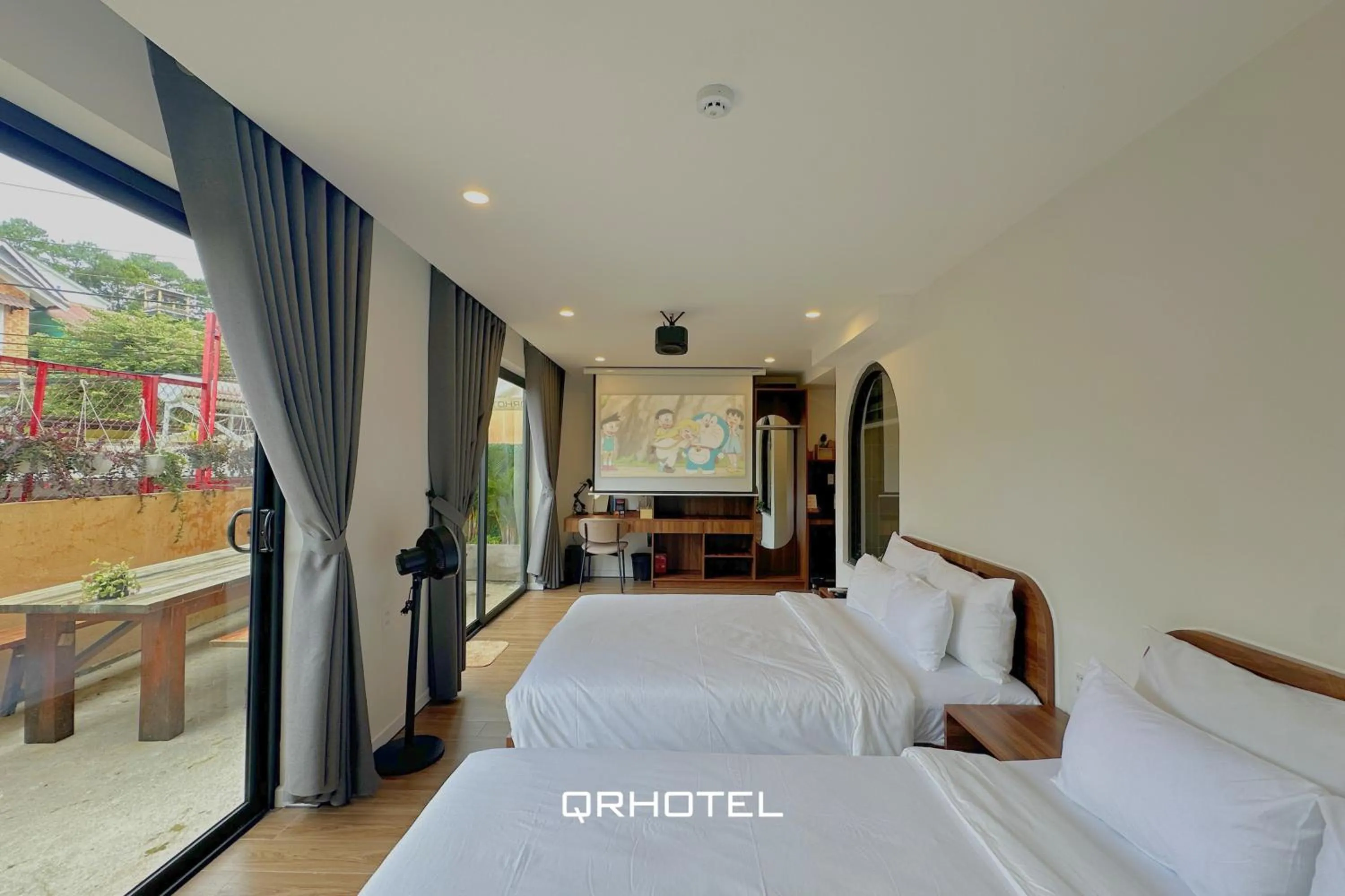Bed in QR Hotel Dalat