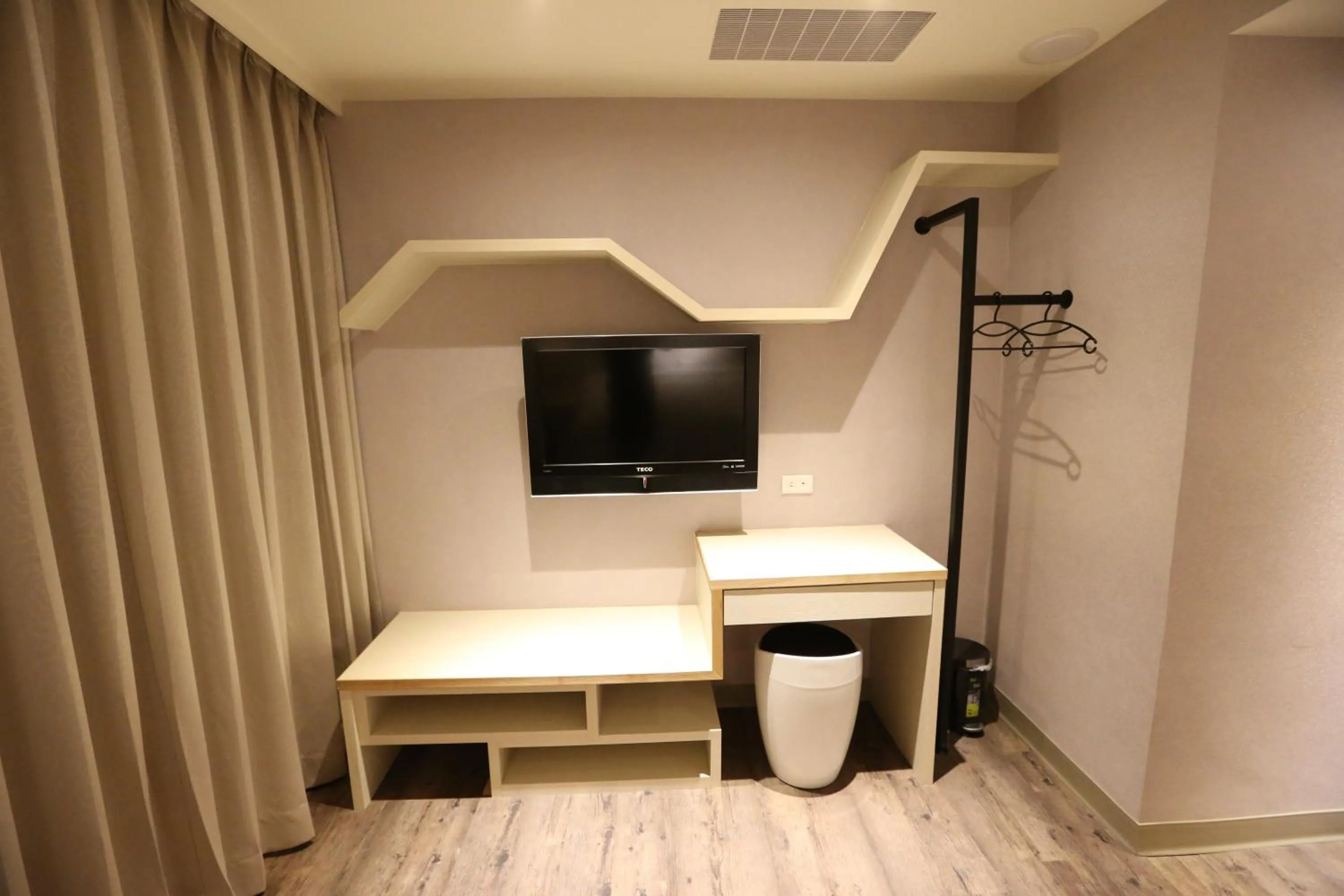 Bedroom in Central Hotel