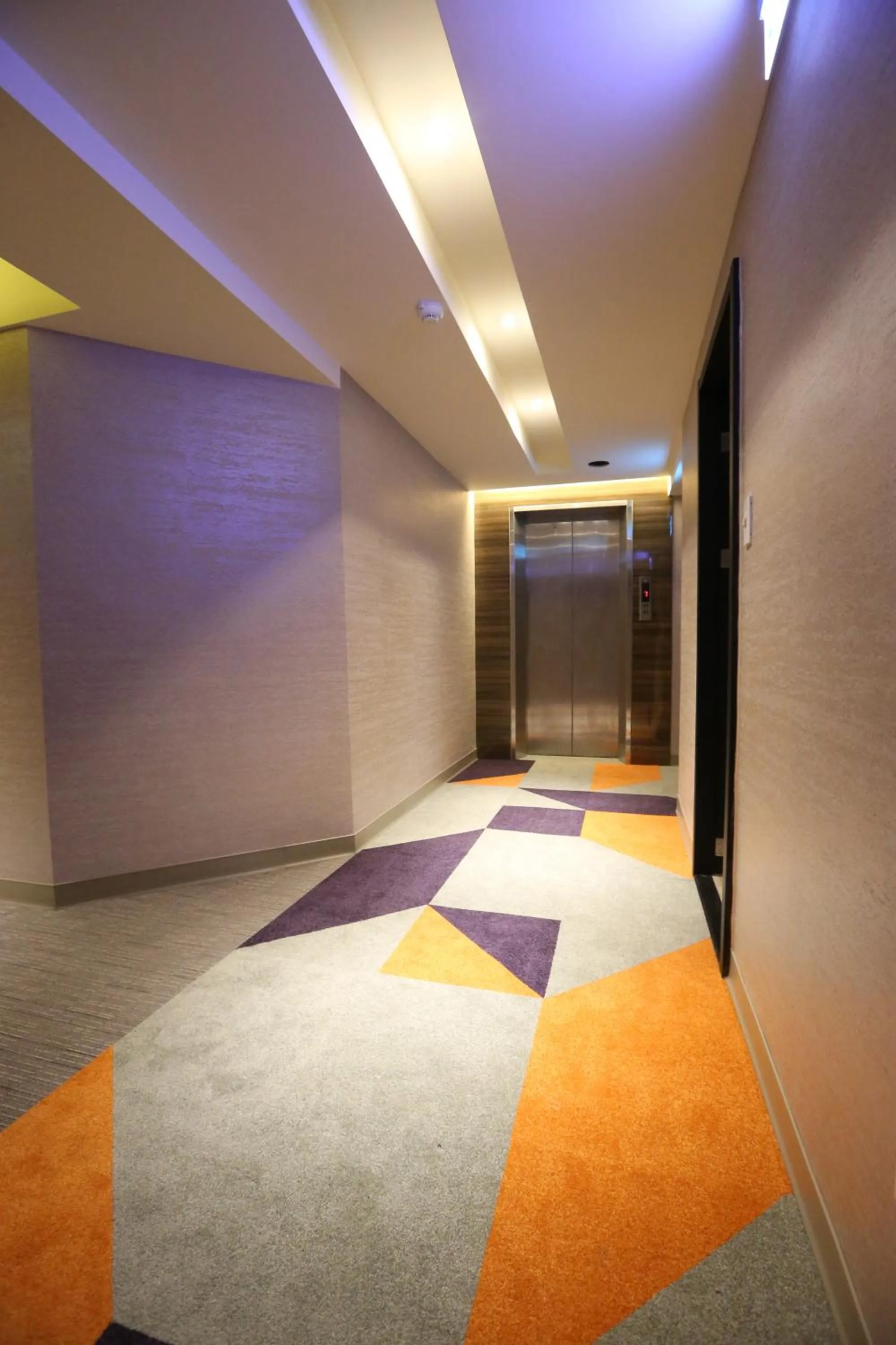 Bedroom in Central Hotel