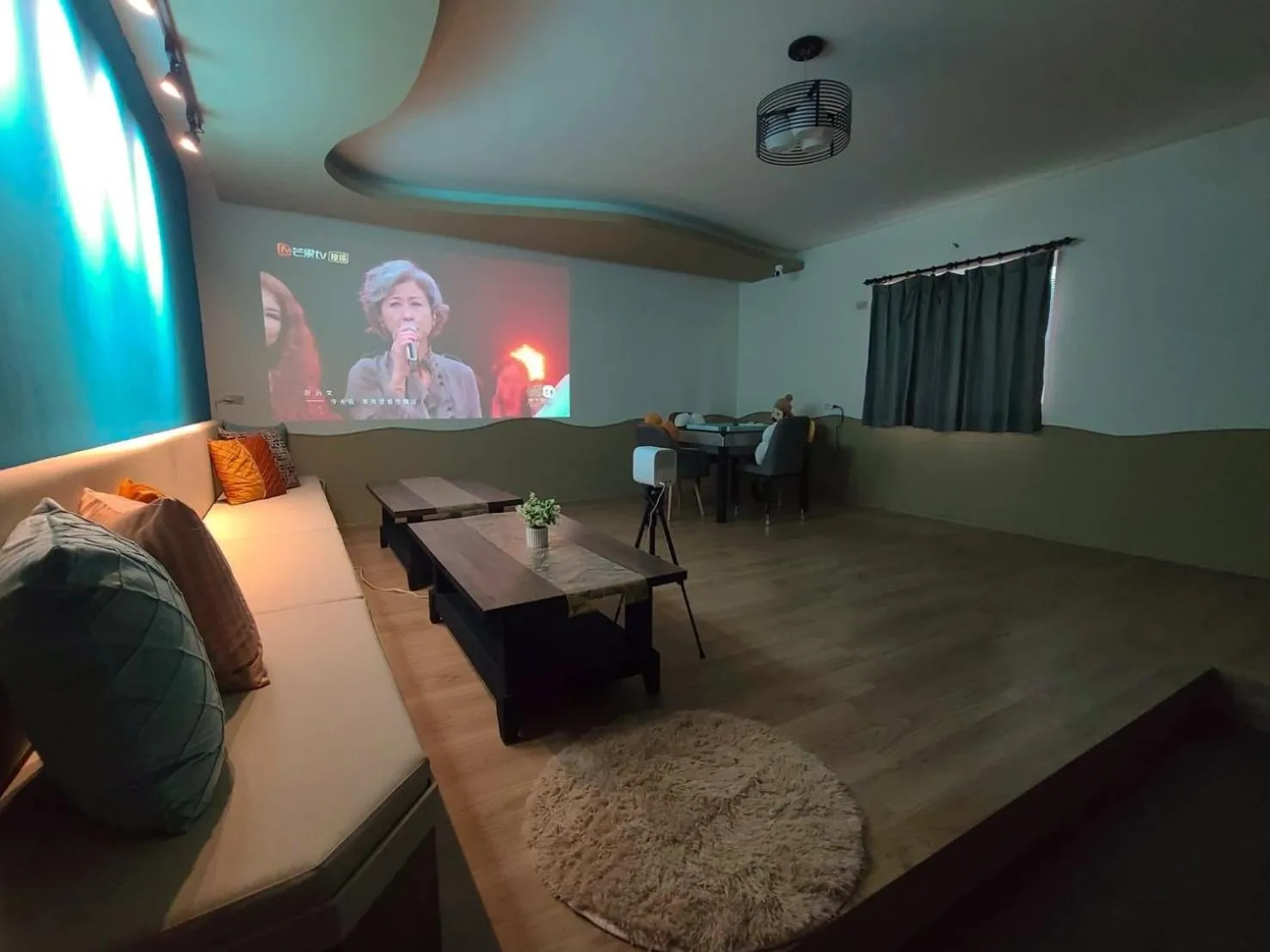 Six-Bedroom House in Xing Ji Bungalow