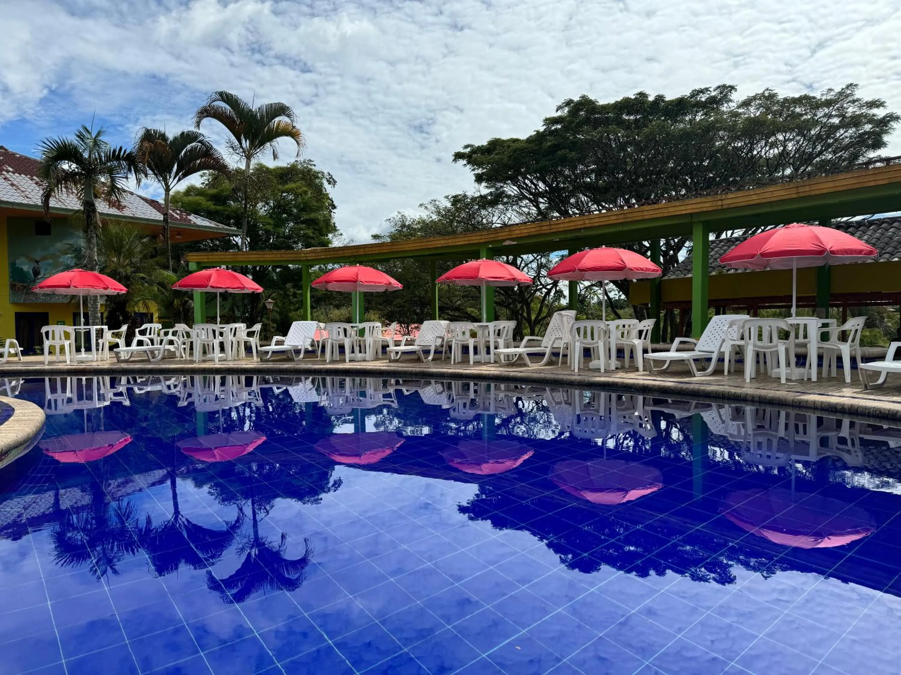 Pool view in Ecohotel La Casona Pereira