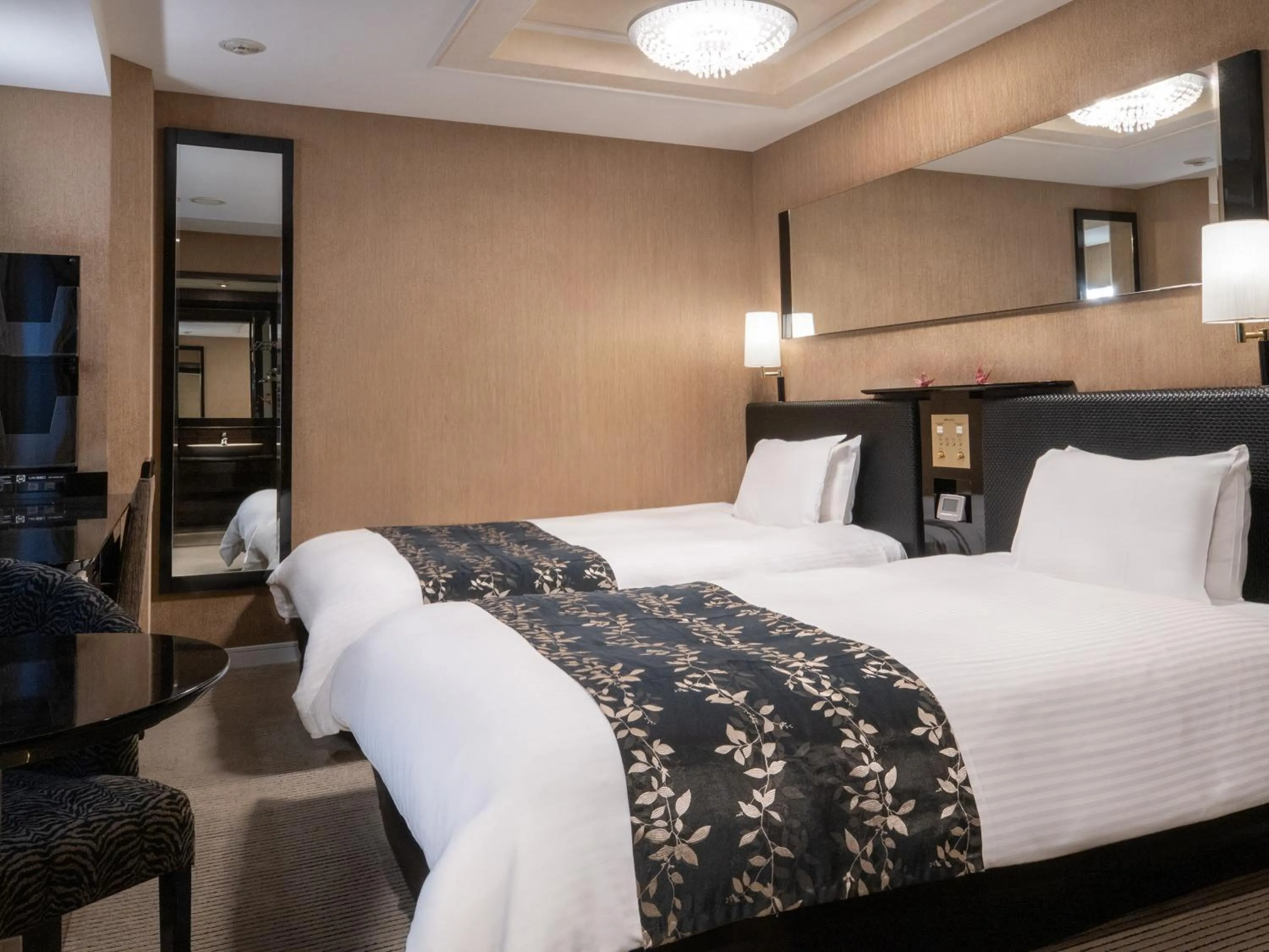 Photo of the whole room, Bed in APA Hotel Asakusabashi Ekikita