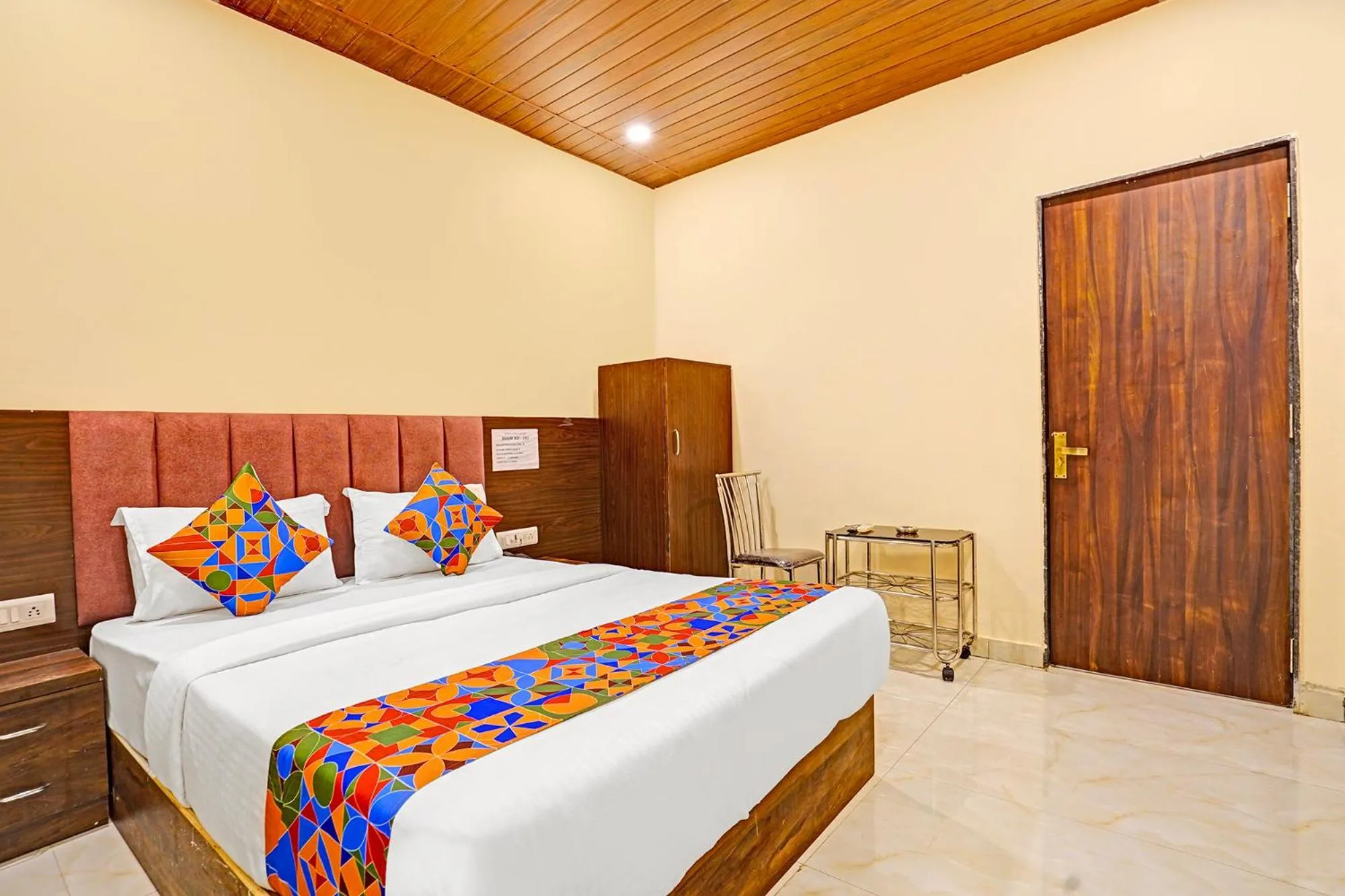 Bed in Via Surya Grand