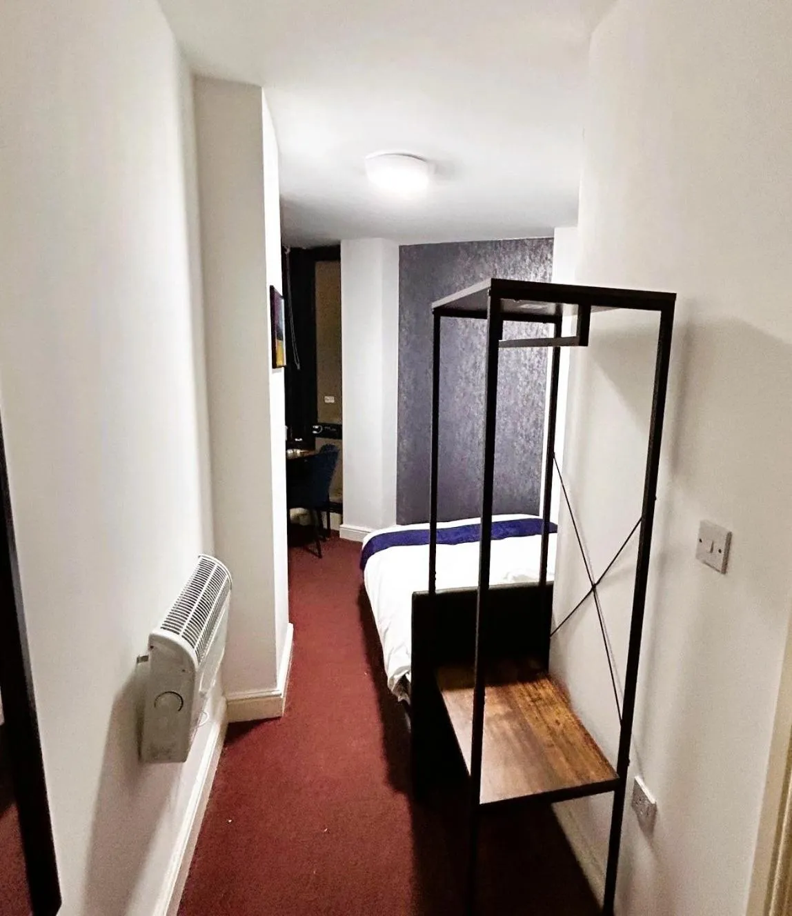 Bed in Hillcrest Liverpool City Central