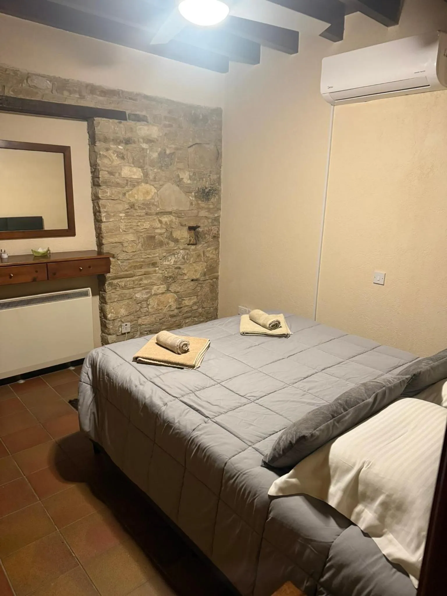 Bed in Omodos Village Houses