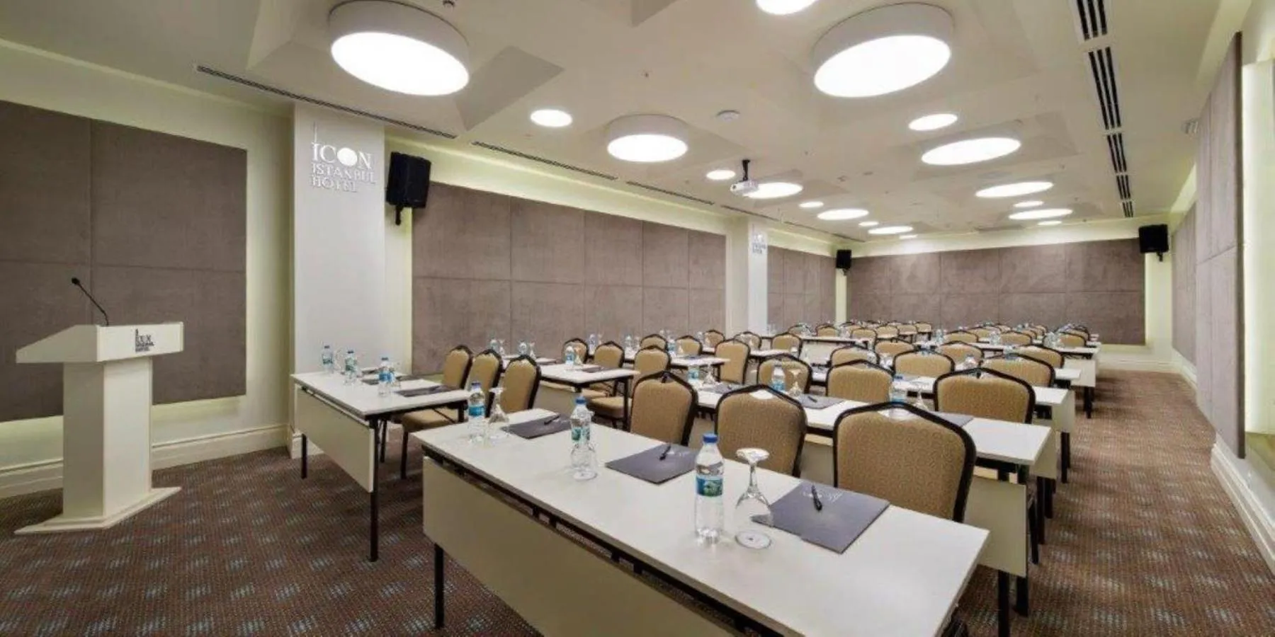 Meeting/conference room in Icon Hotel Taksim